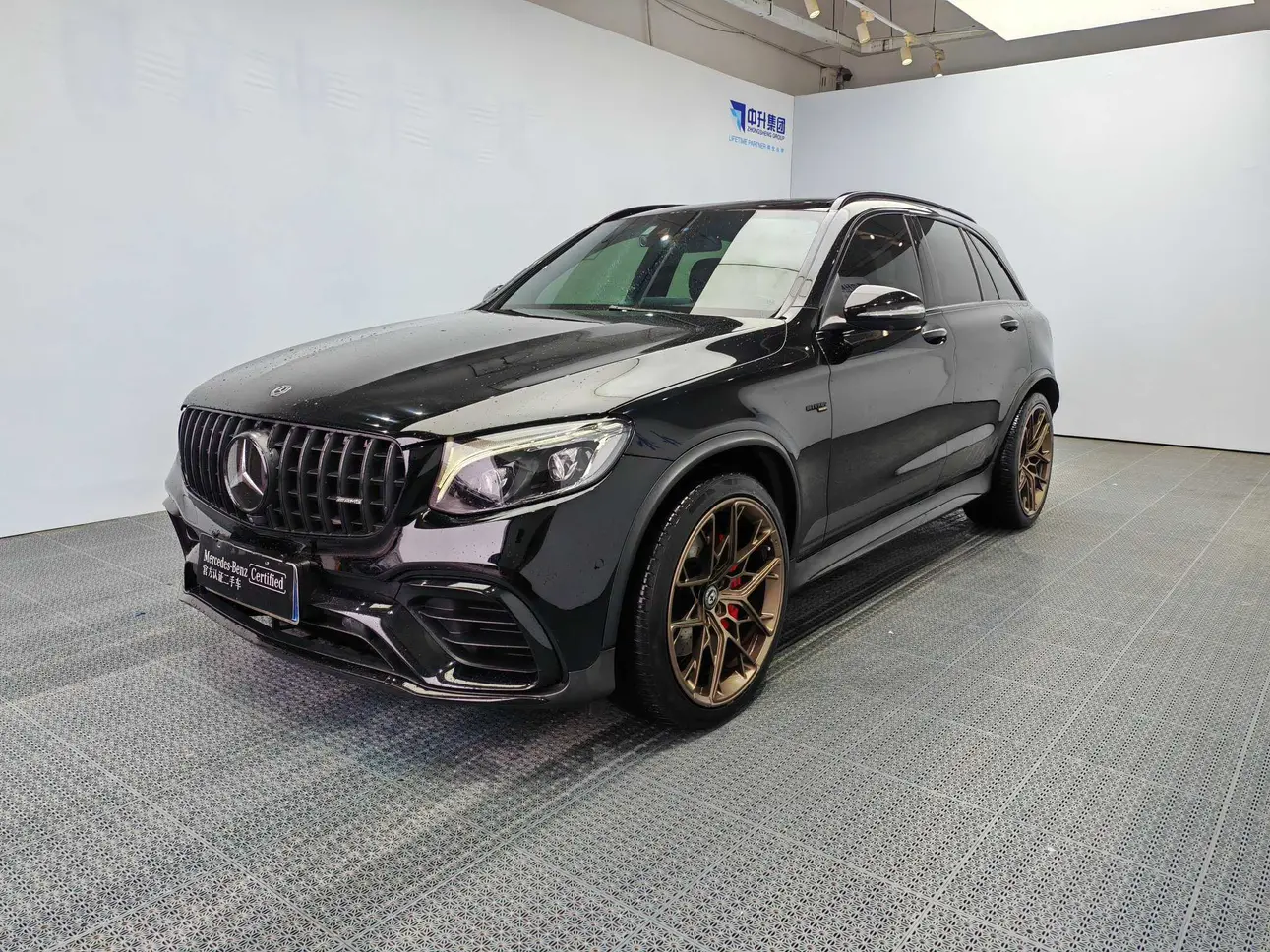 Mercedes-Benz GLC AMG