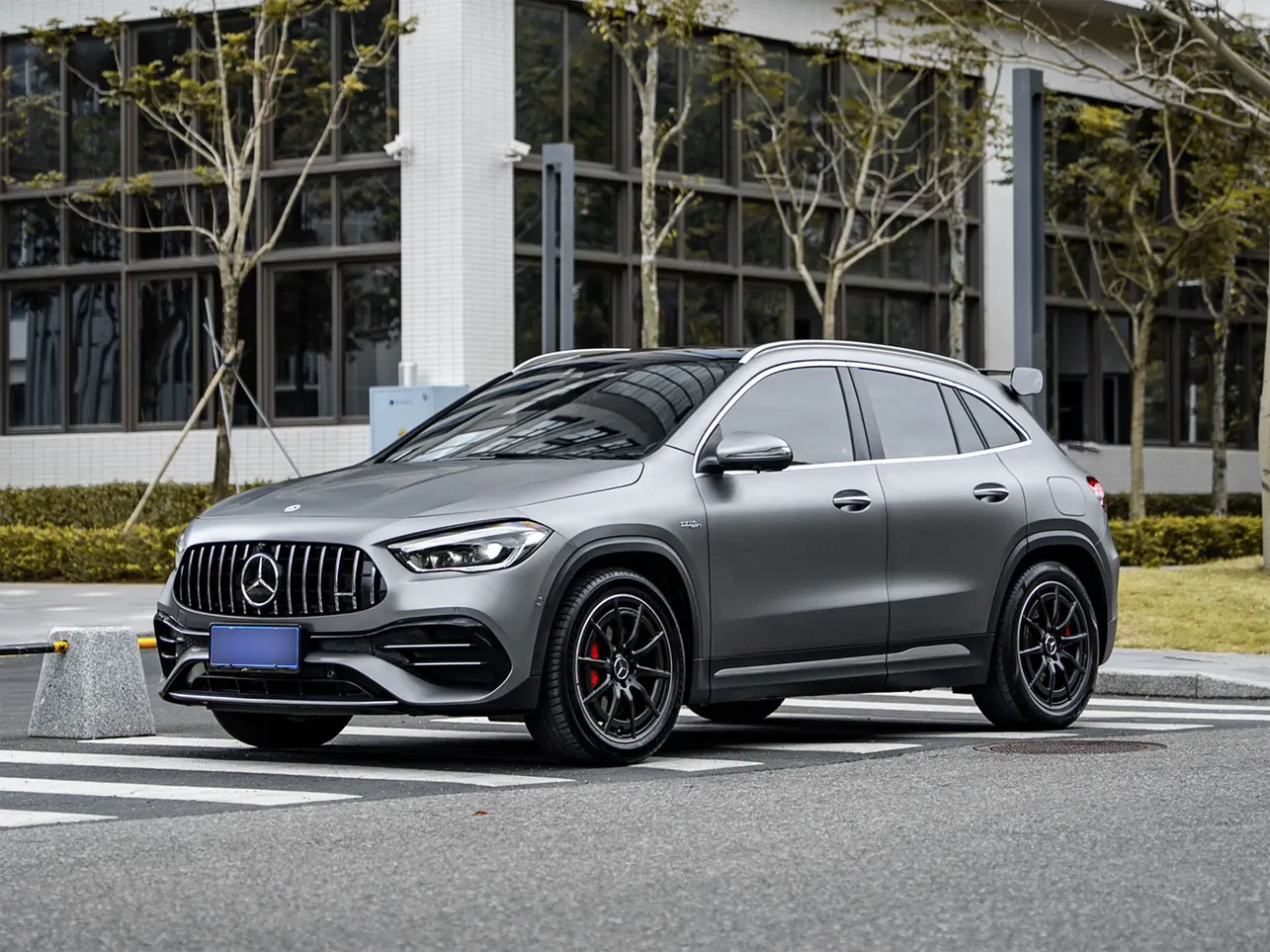 Mercedes-Benz GLA AMG