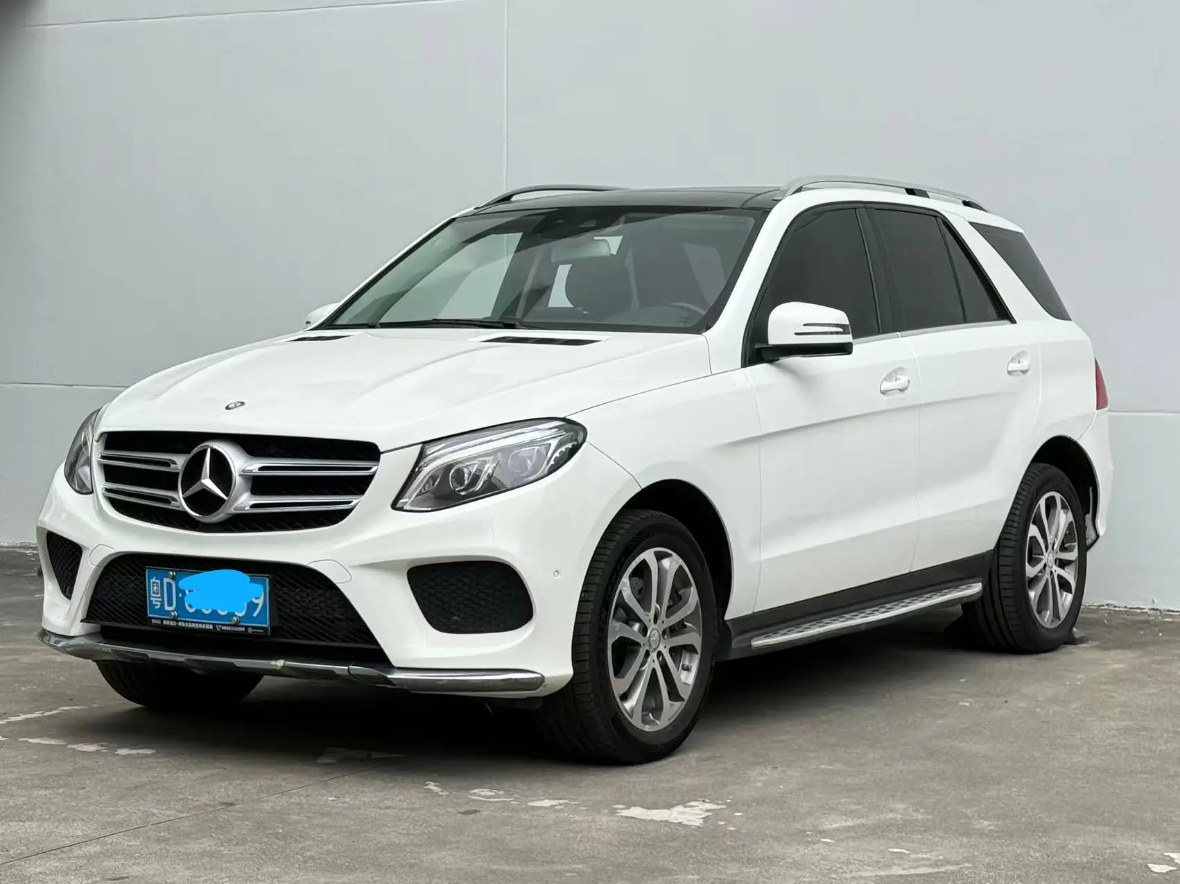 Mercedes-Benz GLE (Imported)