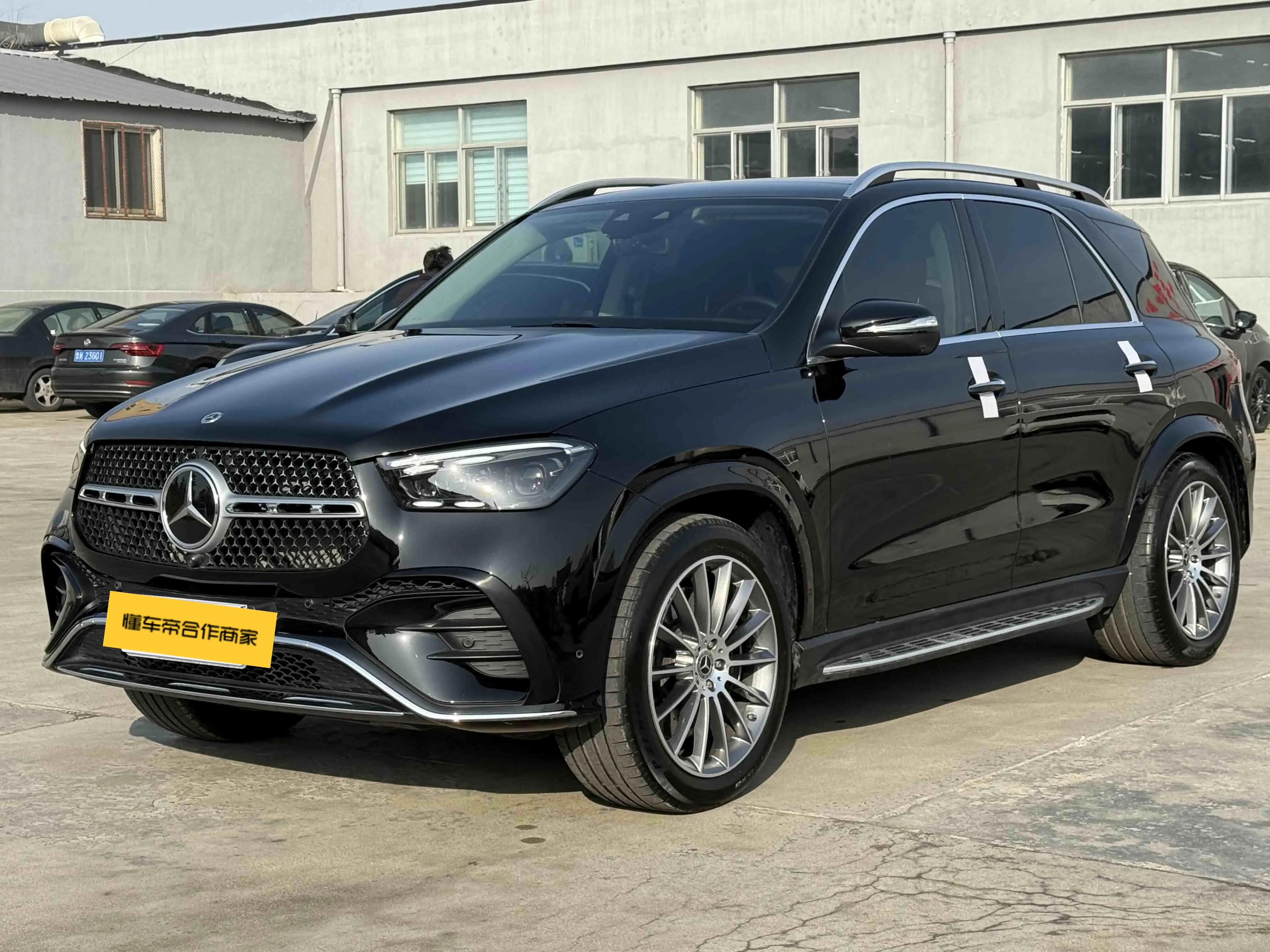 Mercedes-Benz GLE (Imported)