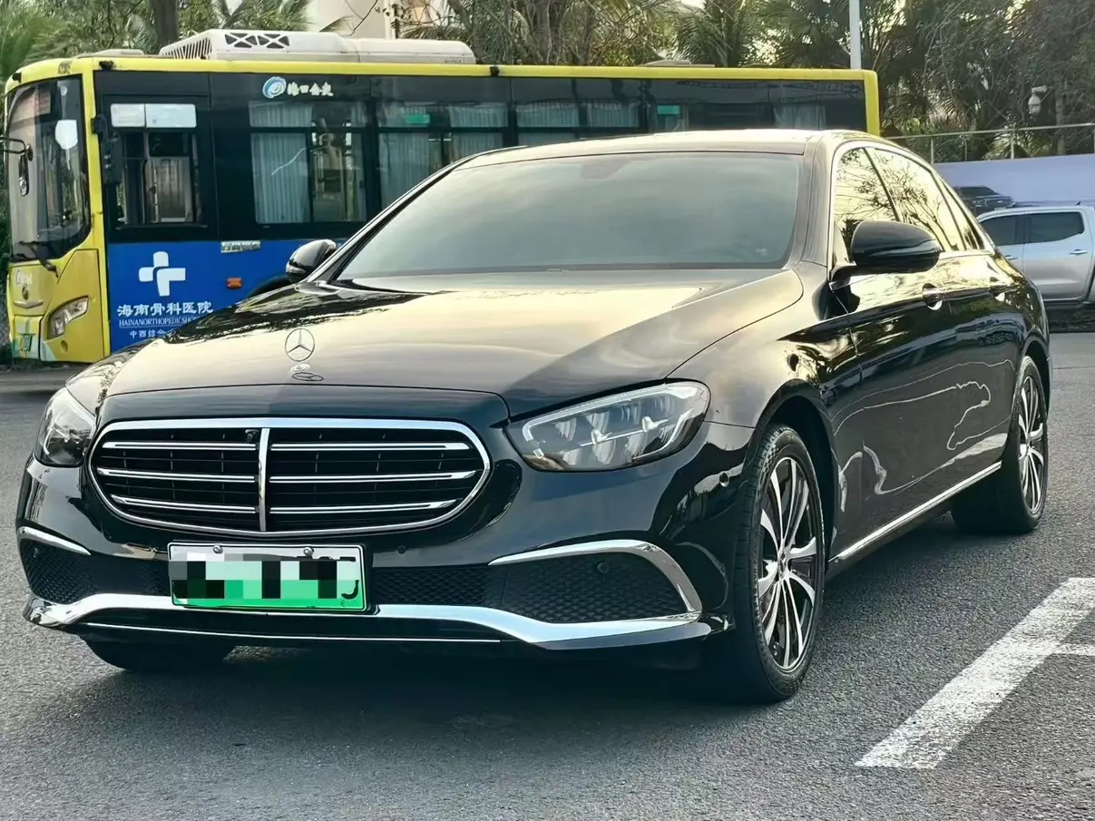 Mercedes-Benz E-Class PHEV