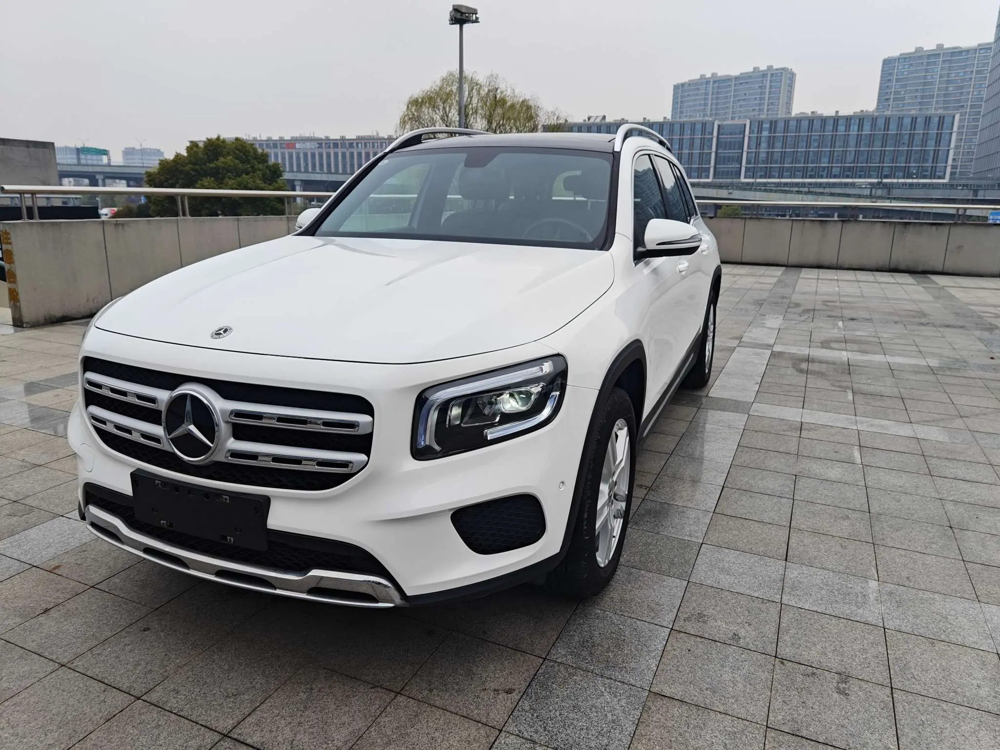 Mercedes-Benz GLB