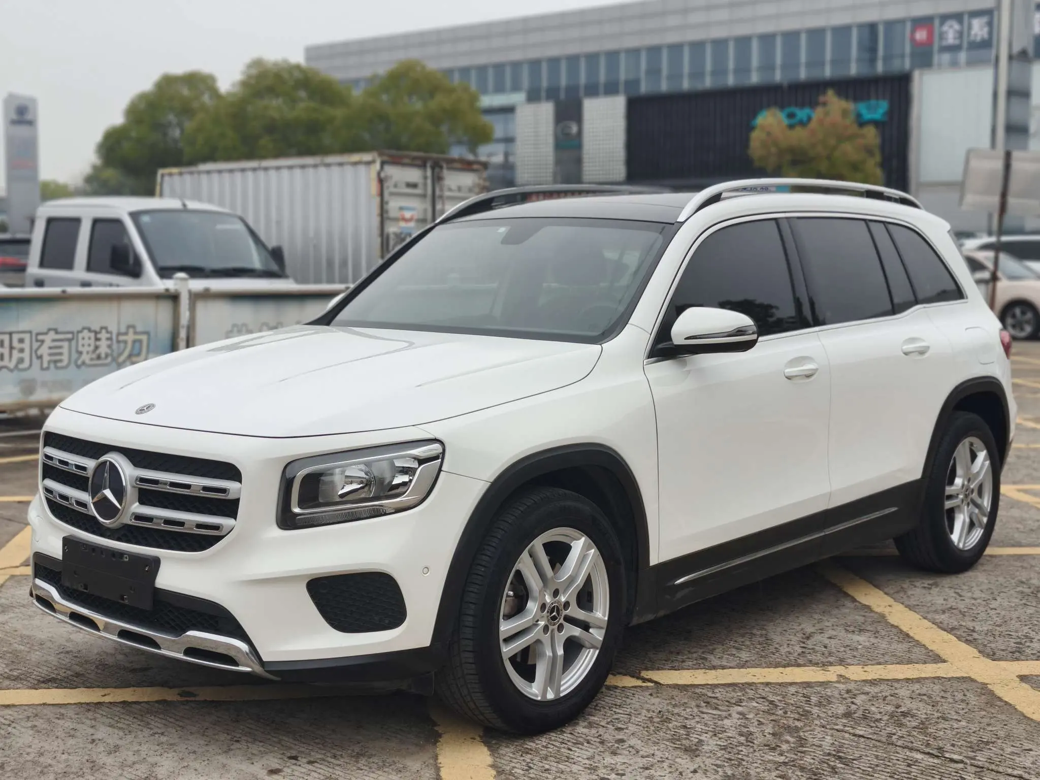 Mercedes-Benz GLB