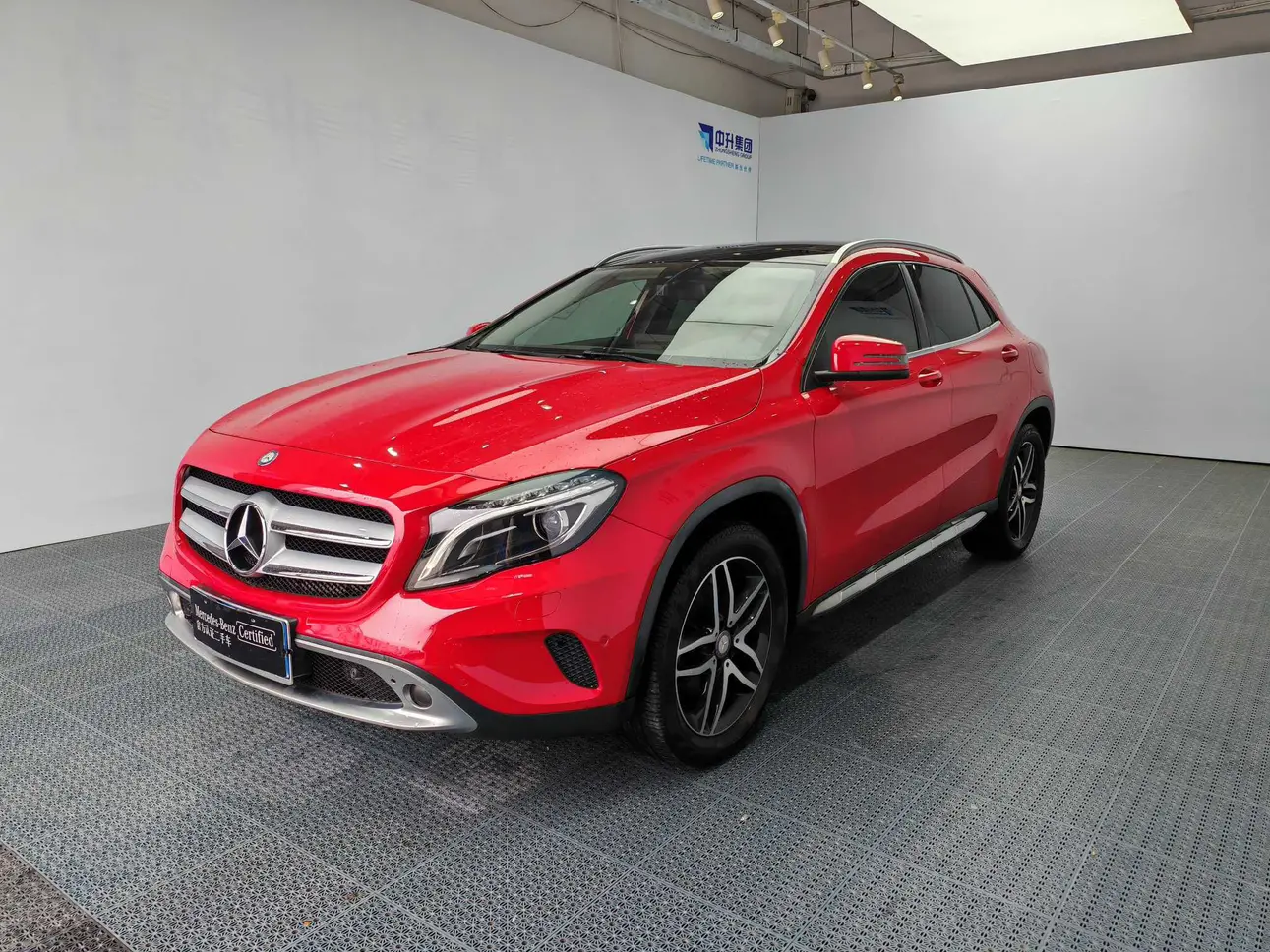 Mercedes-Benz GLA