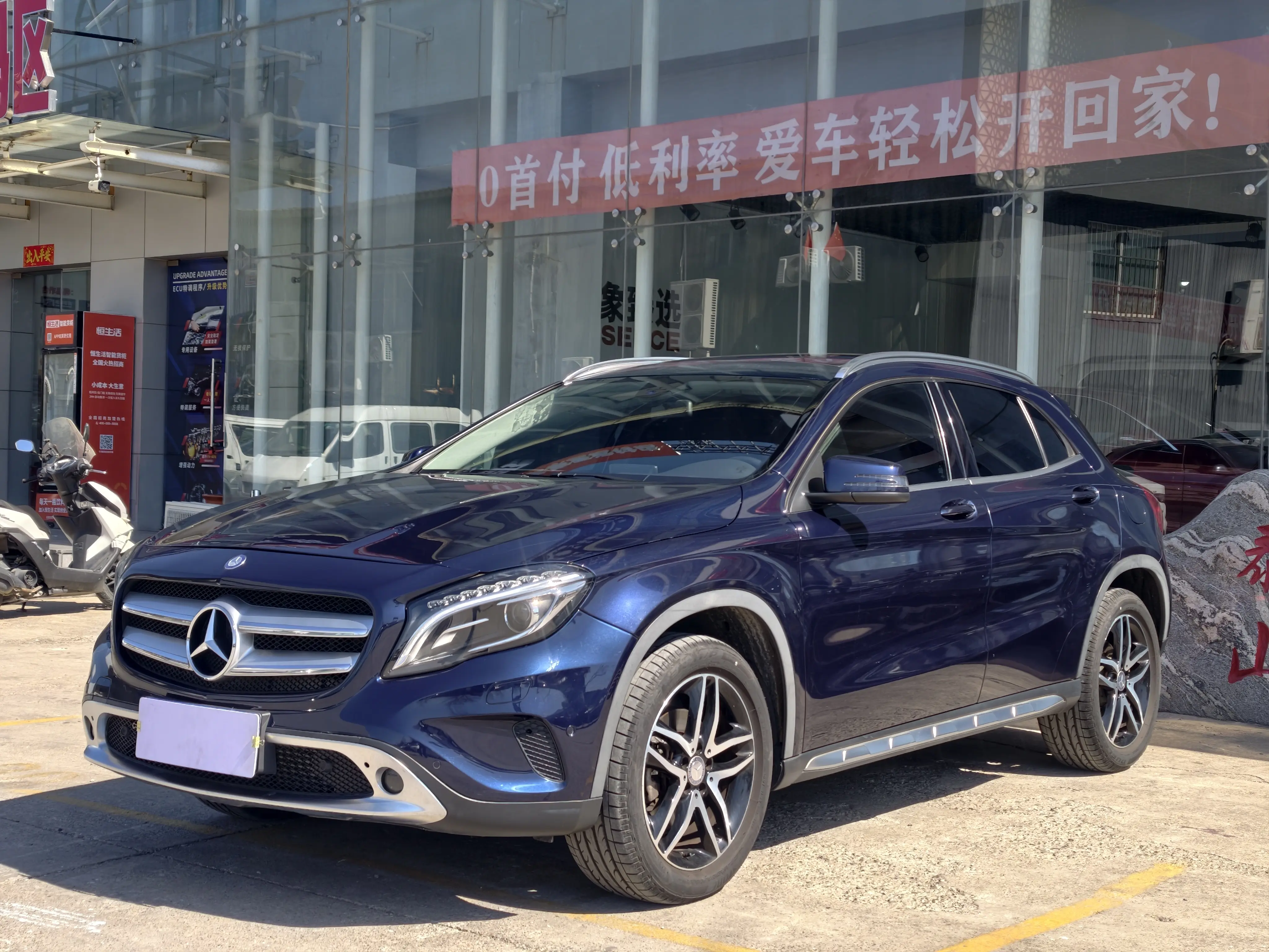 Mercedes-Benz GLA