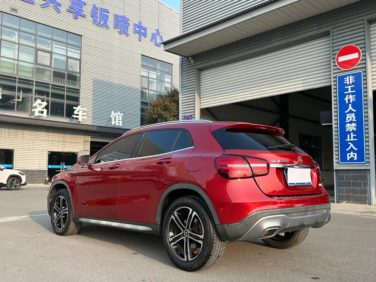 Mercedes-Benz GLA
