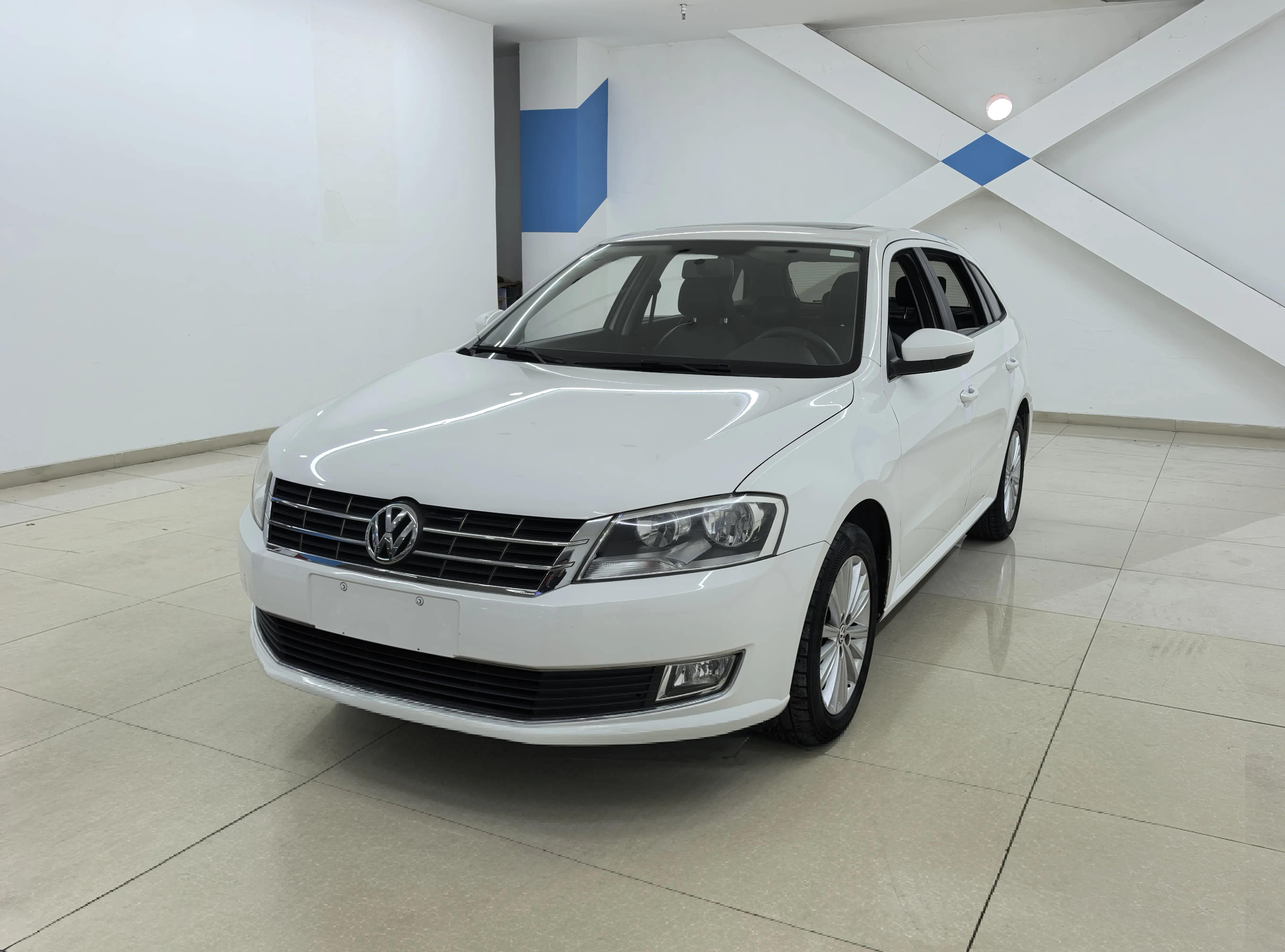 Volkswagen Langxing  из Китая