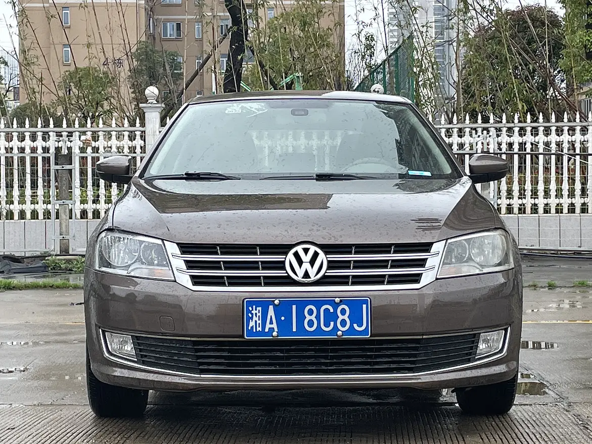 Volkswagen Langxing  из Китая