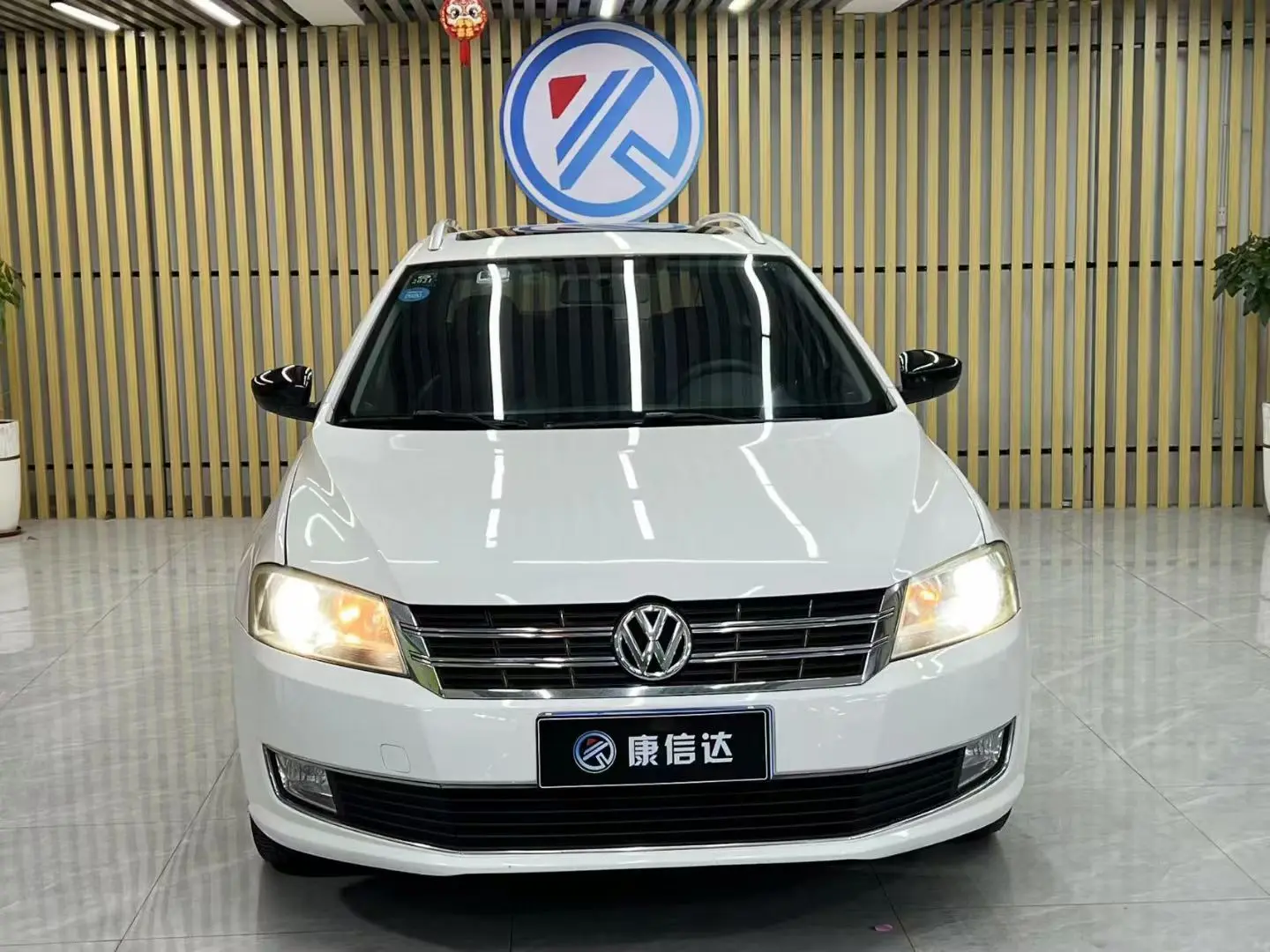 Volkswagen Langxing  из Китая