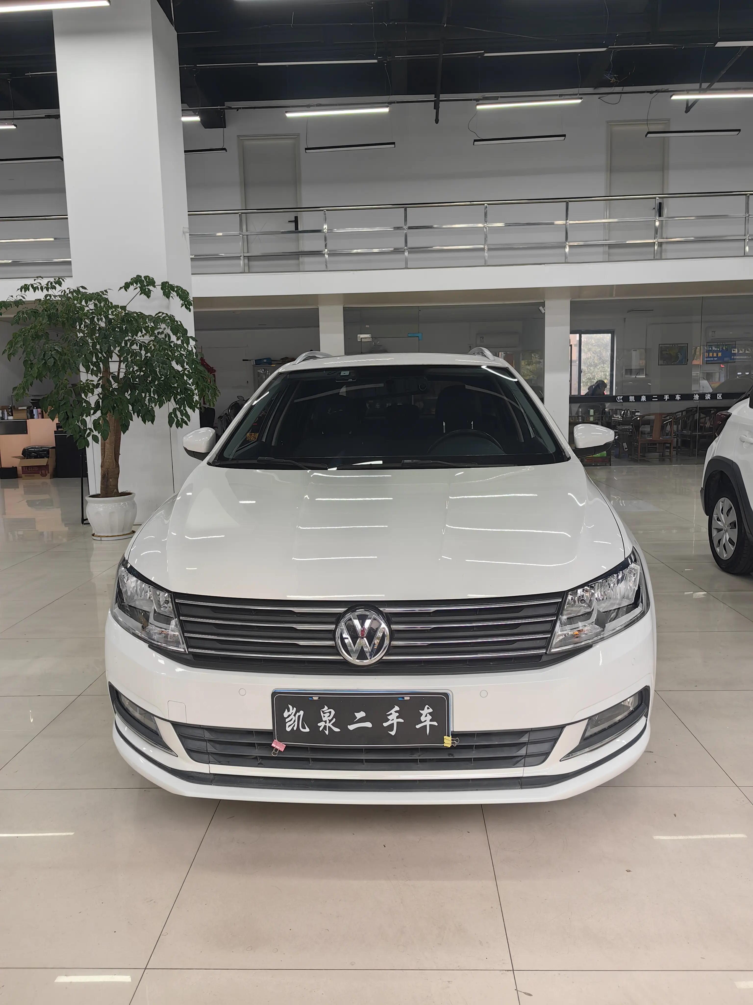 Volkswagen Langxing  из Китая