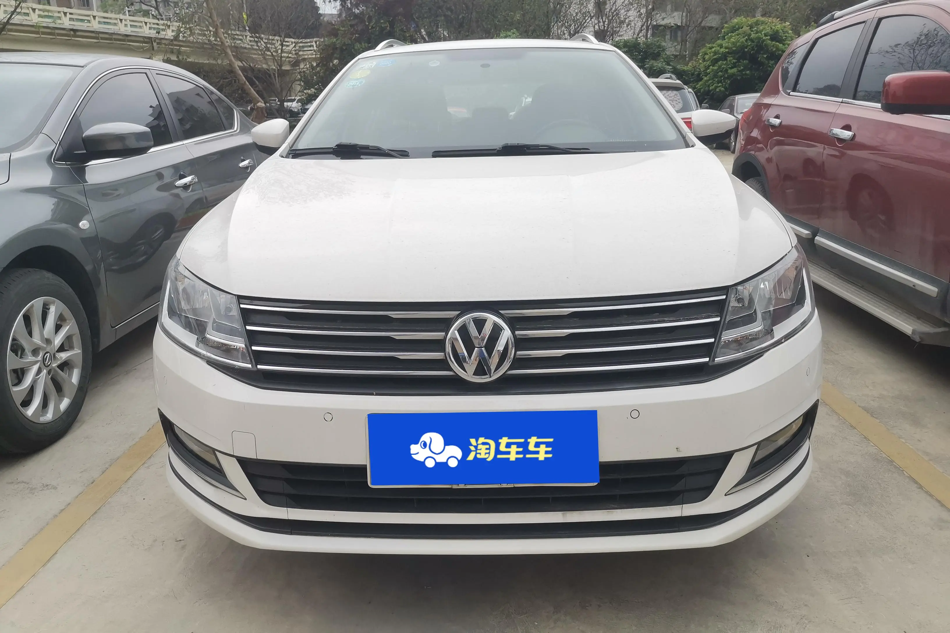 Volkswagen Langxing  из Китая