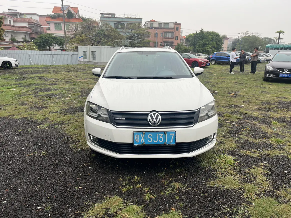 Volkswagen Langxing  из Китая