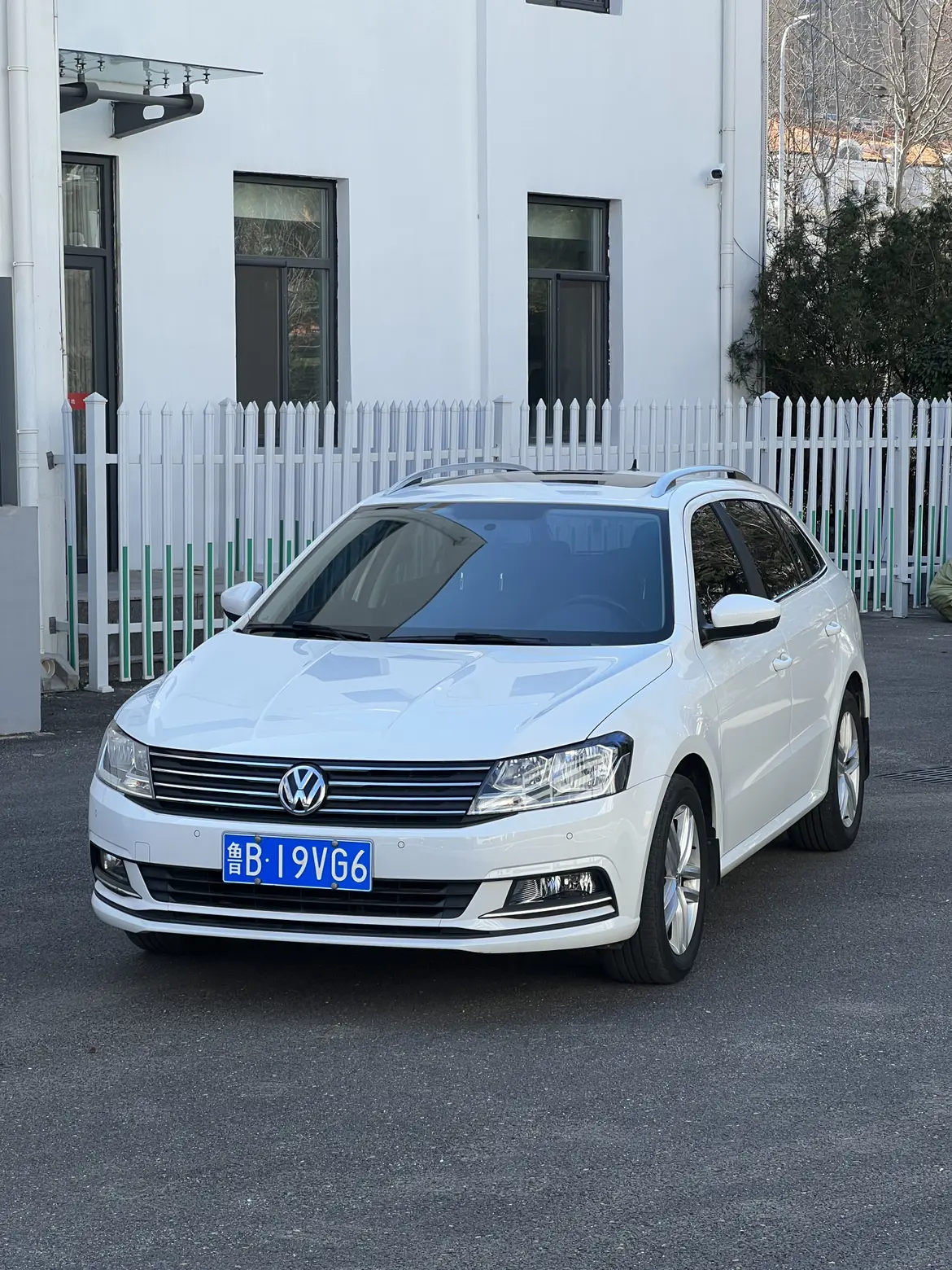 Volkswagen Langxing  из Китая