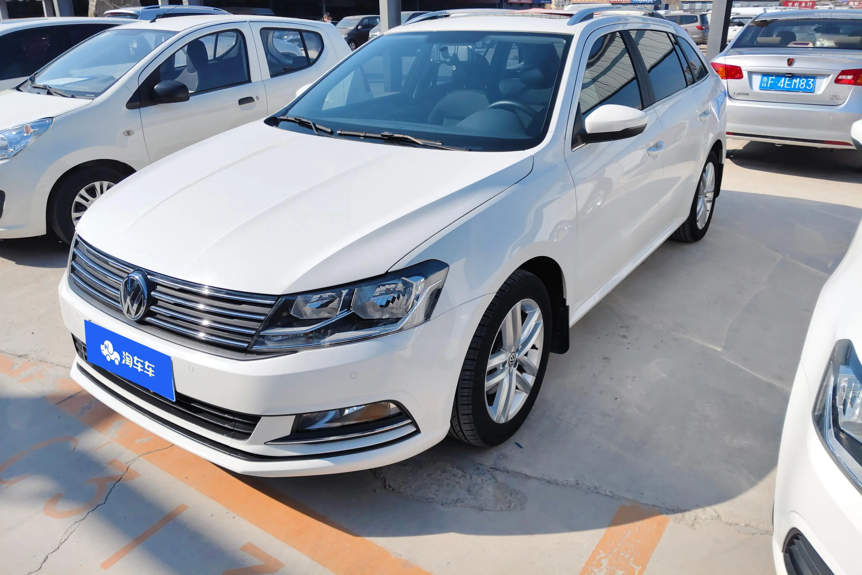 Volkswagen Langxing  из Китая