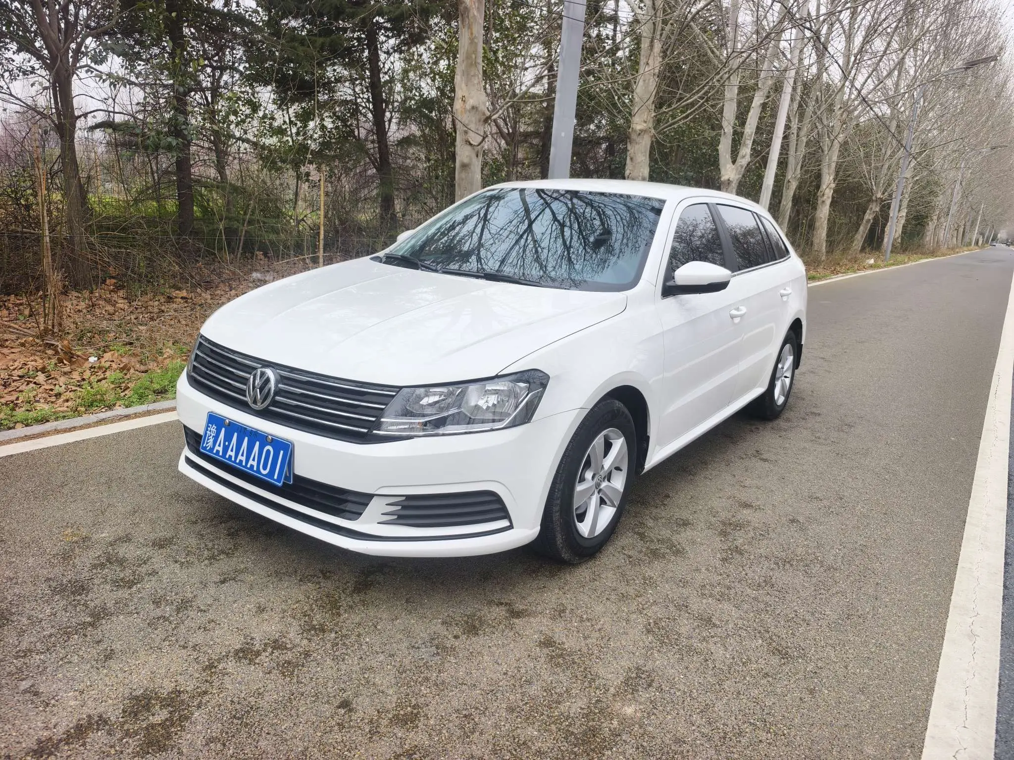 Volkswagen Langxing  из Китая