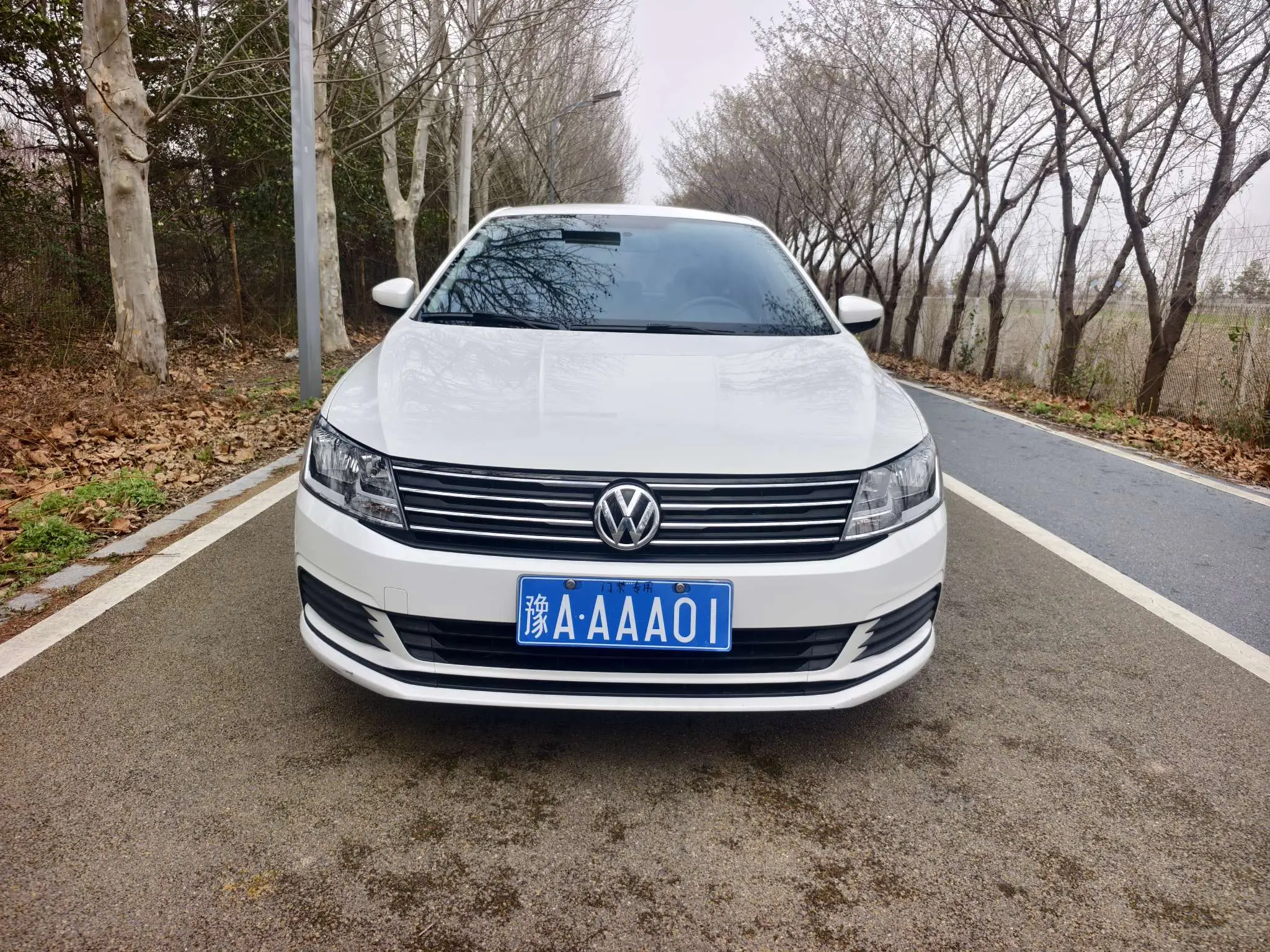Volkswagen Langxing  из Китая