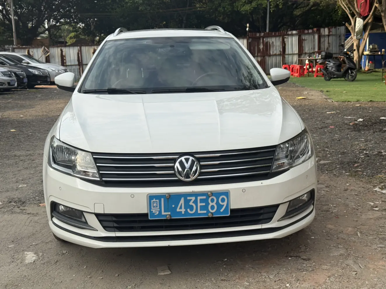 Volkswagen Langxing  из Китая