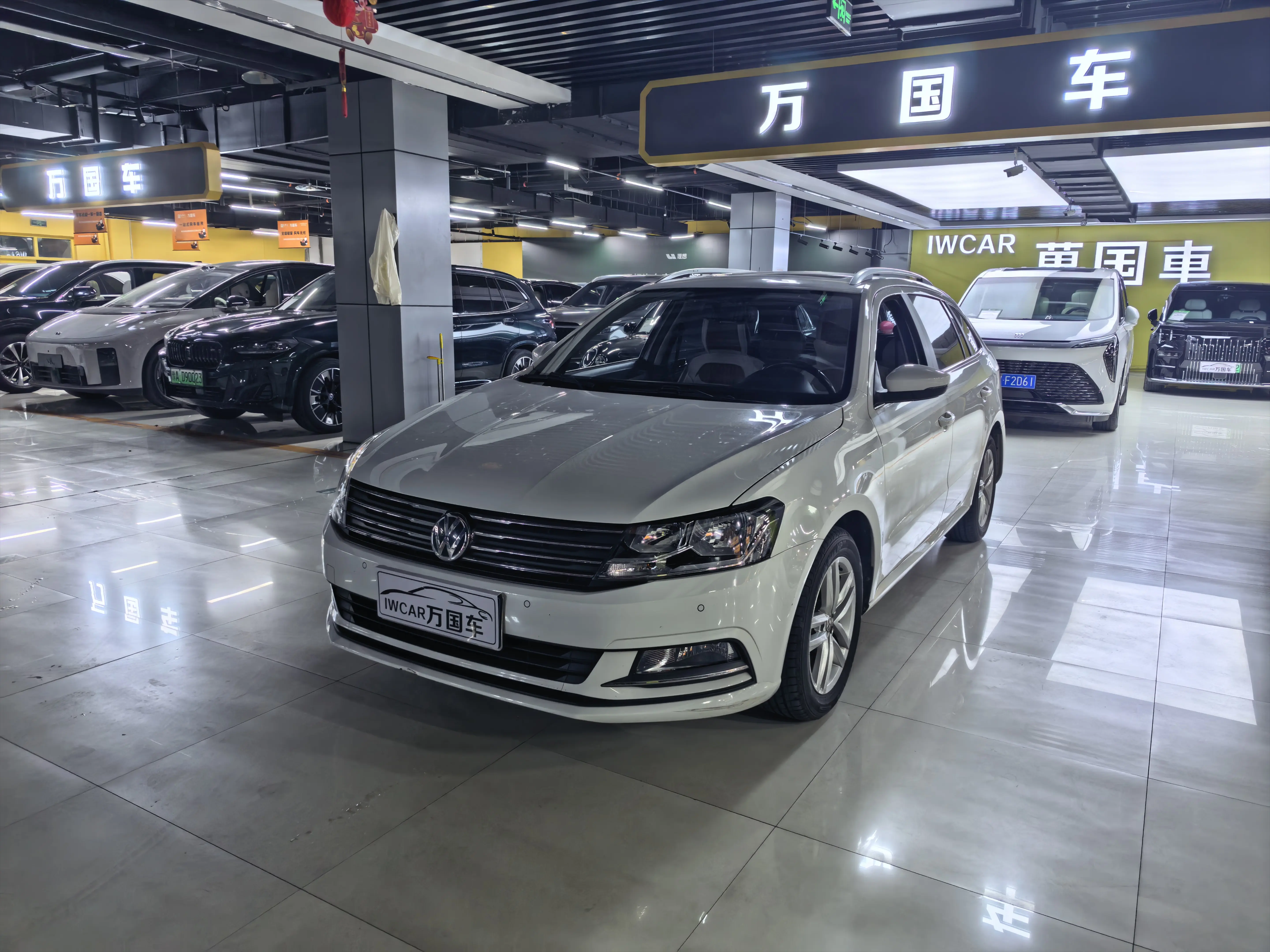 Volkswagen Langxing  из Китая