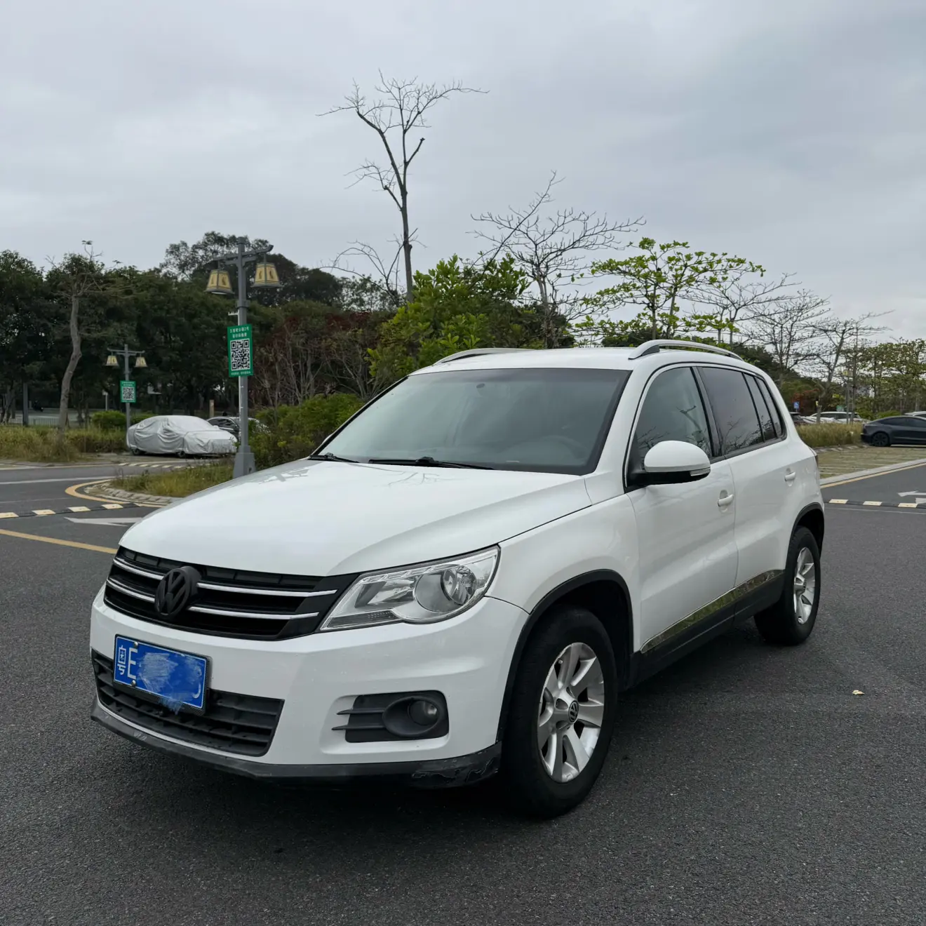 Volkswagen Tiguan (Tharu)