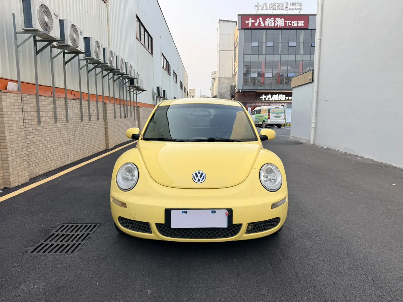 Volkswagen Beetle  из Китая