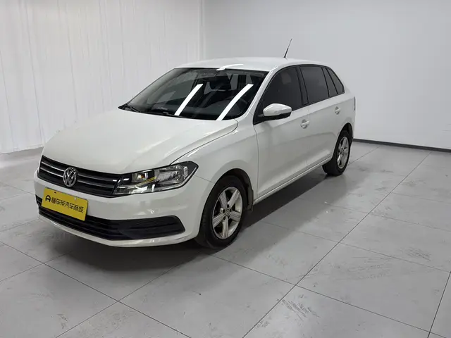 Volkswagen Santana  из Китая