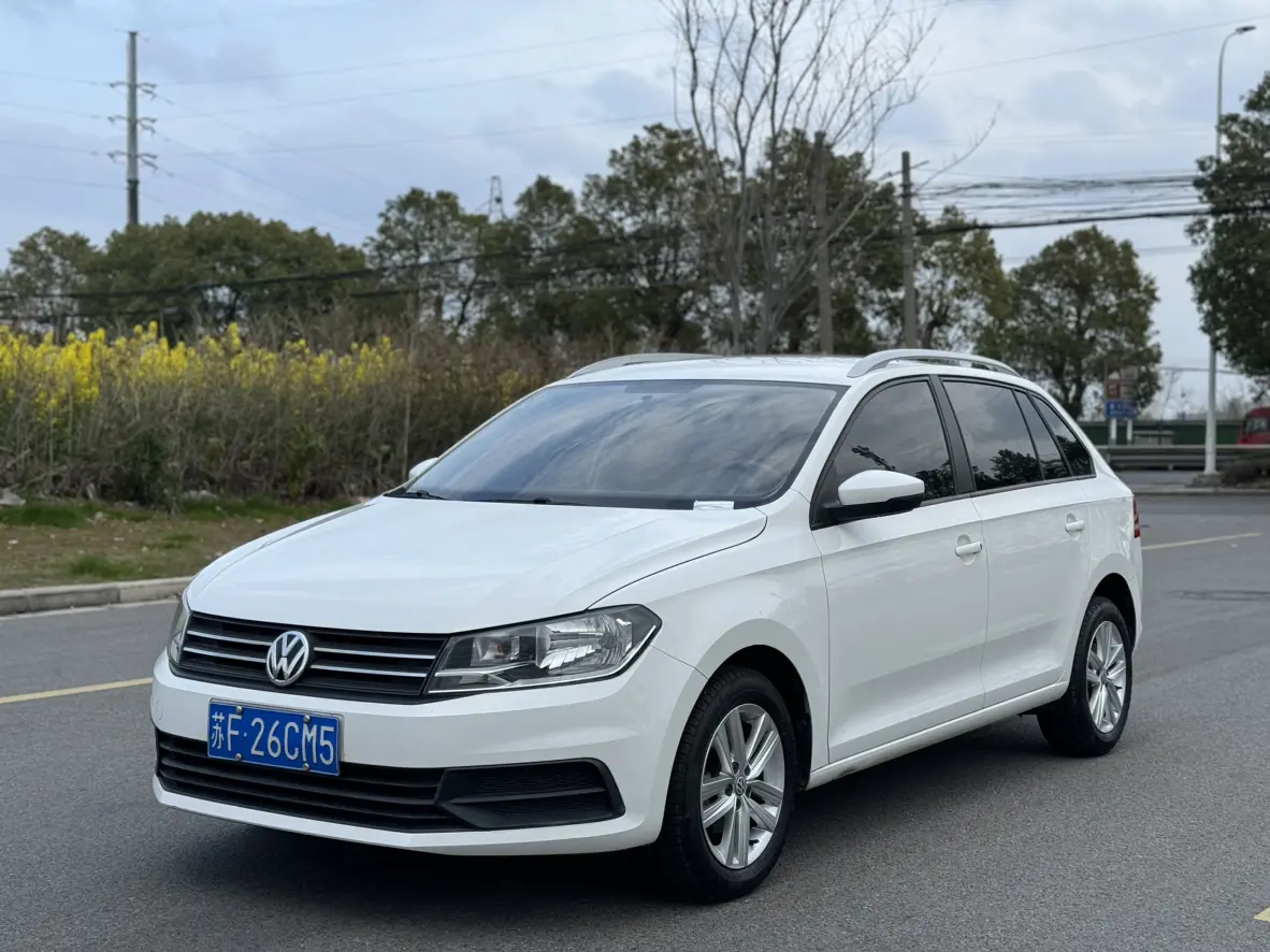 Volkswagen Santana  из Китая