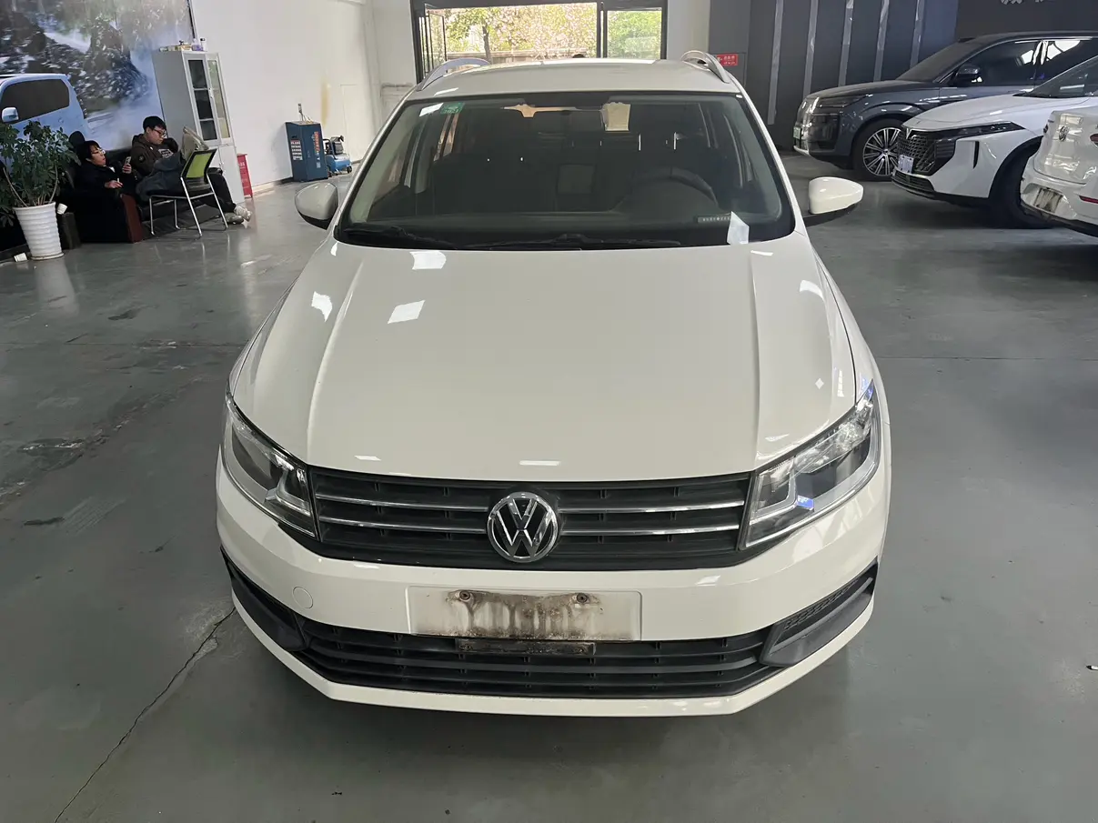 Volkswagen Santana  из Китая