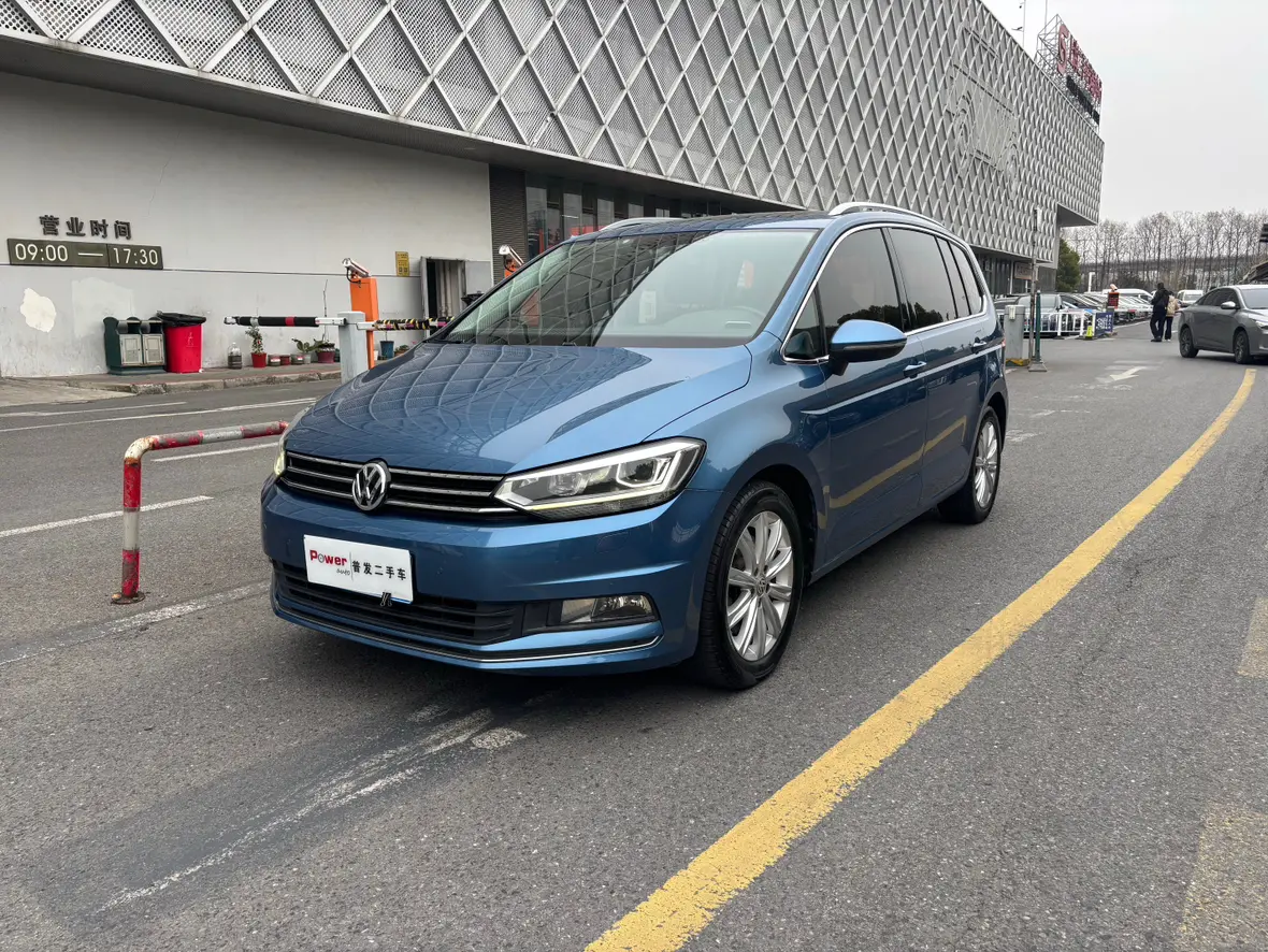 Volkswagen Touran L