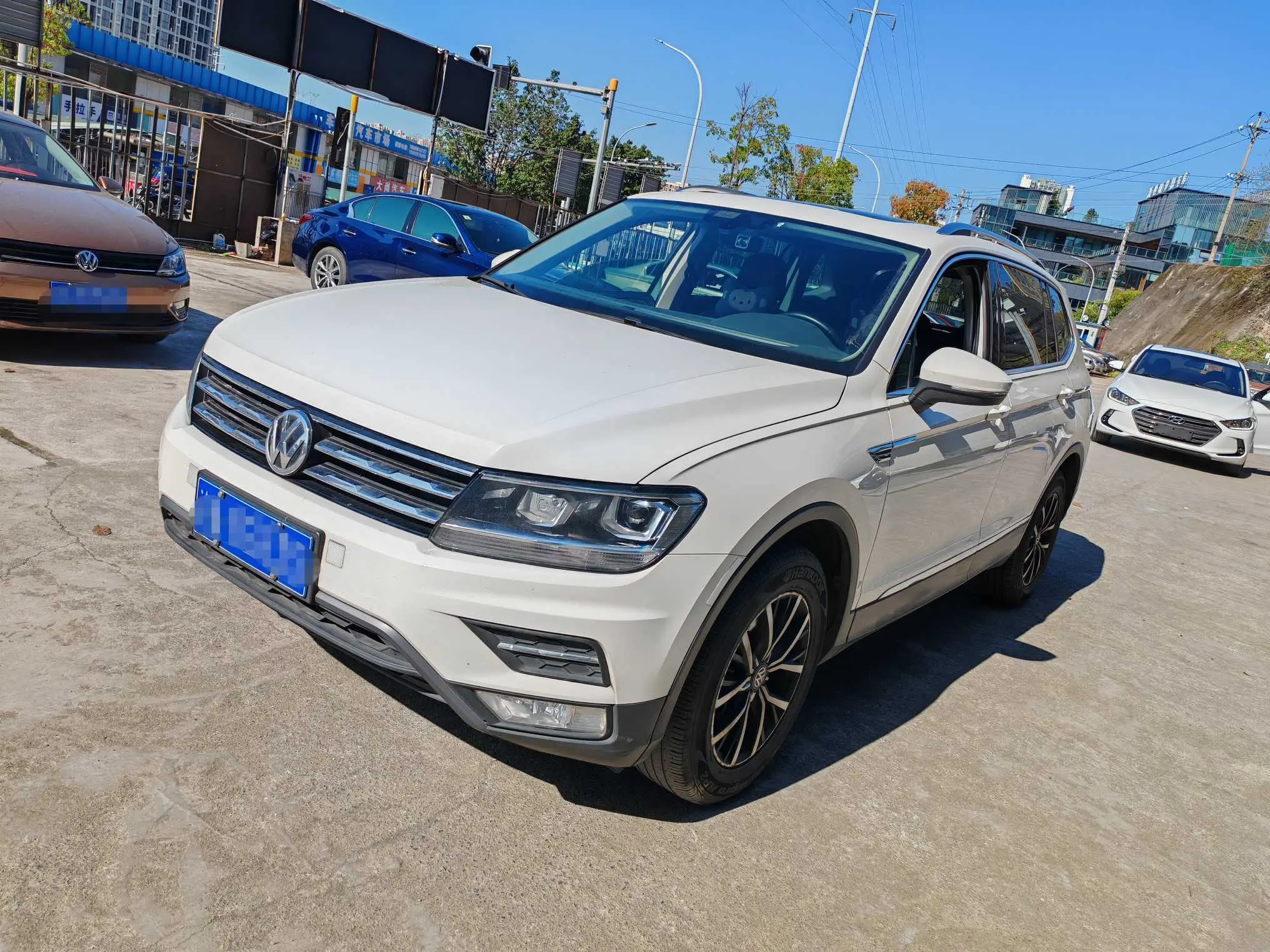 Volkswagen Tiguan L