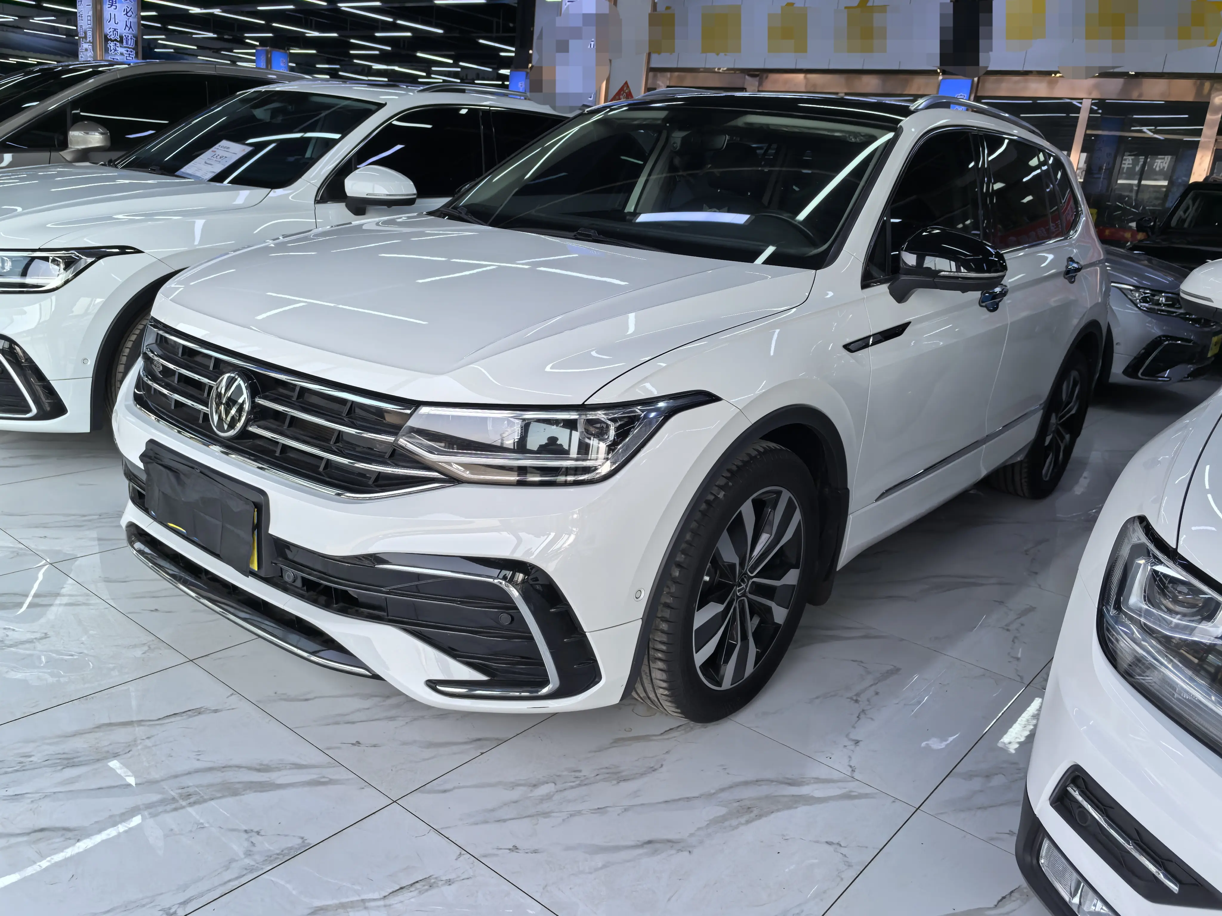 Volkswagen Tiguan L