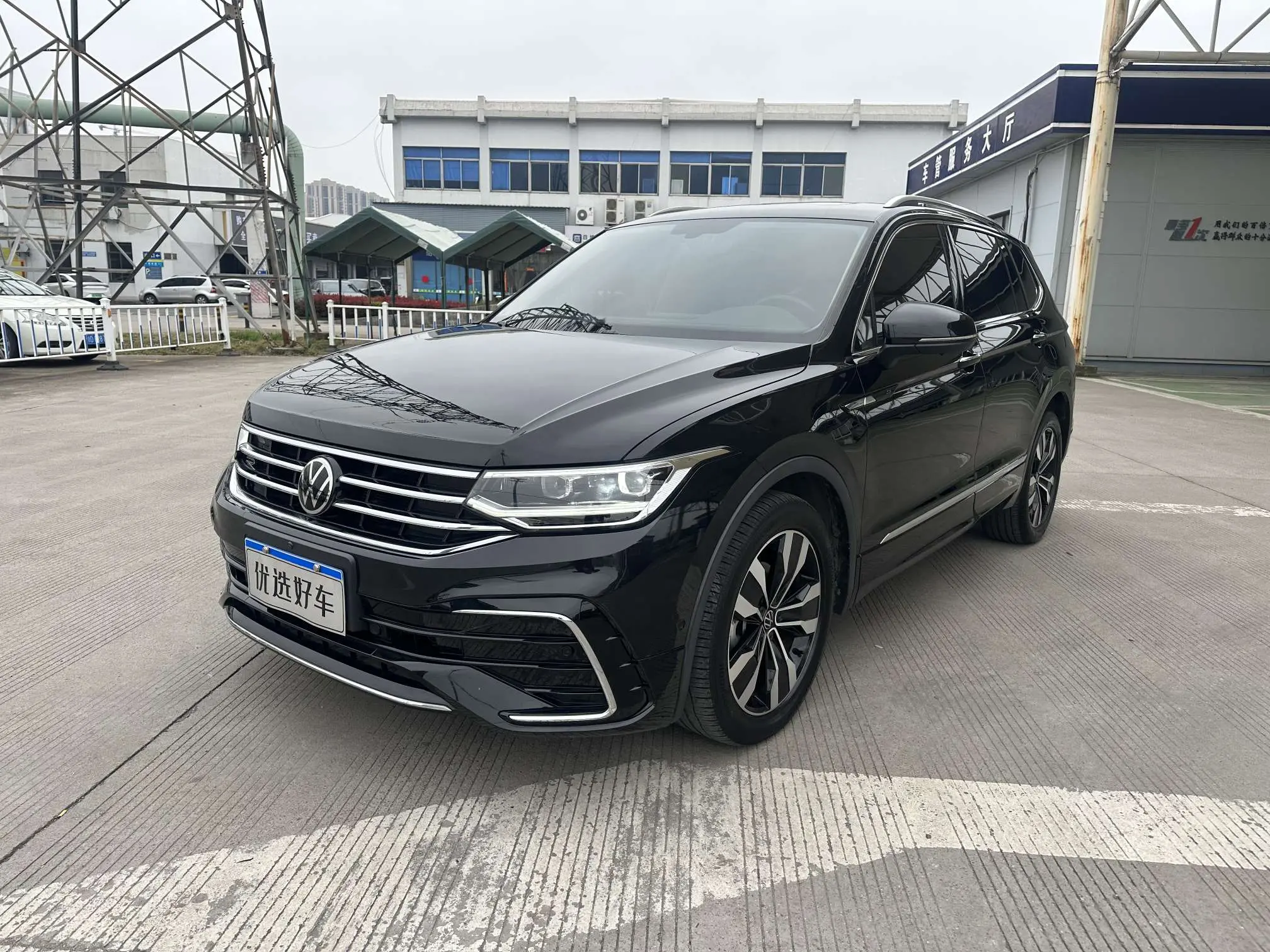 Volkswagen Tiguan L