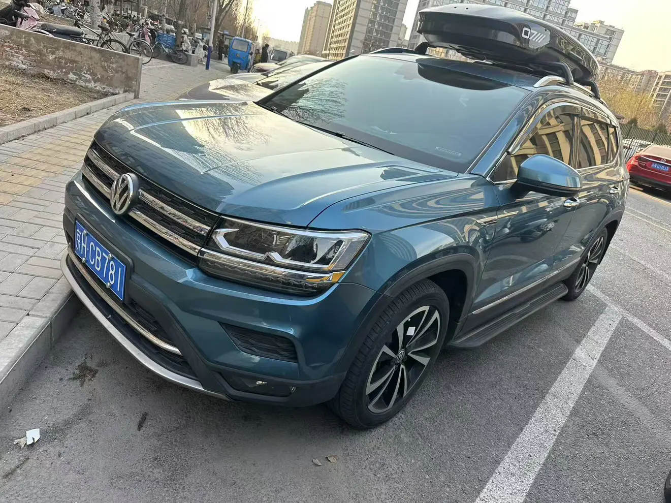 Volkswagen Tharu