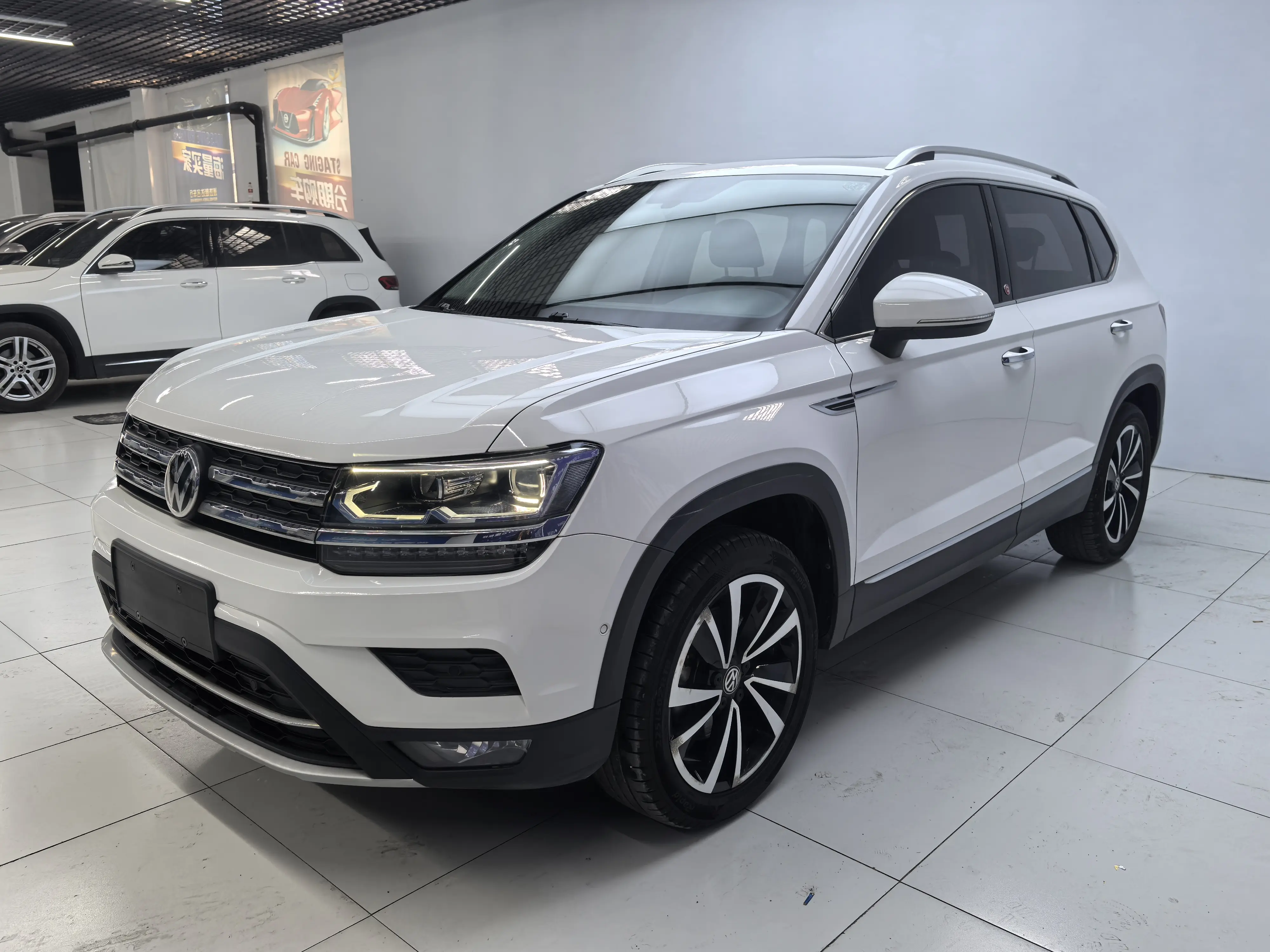 Volkswagen Tharu