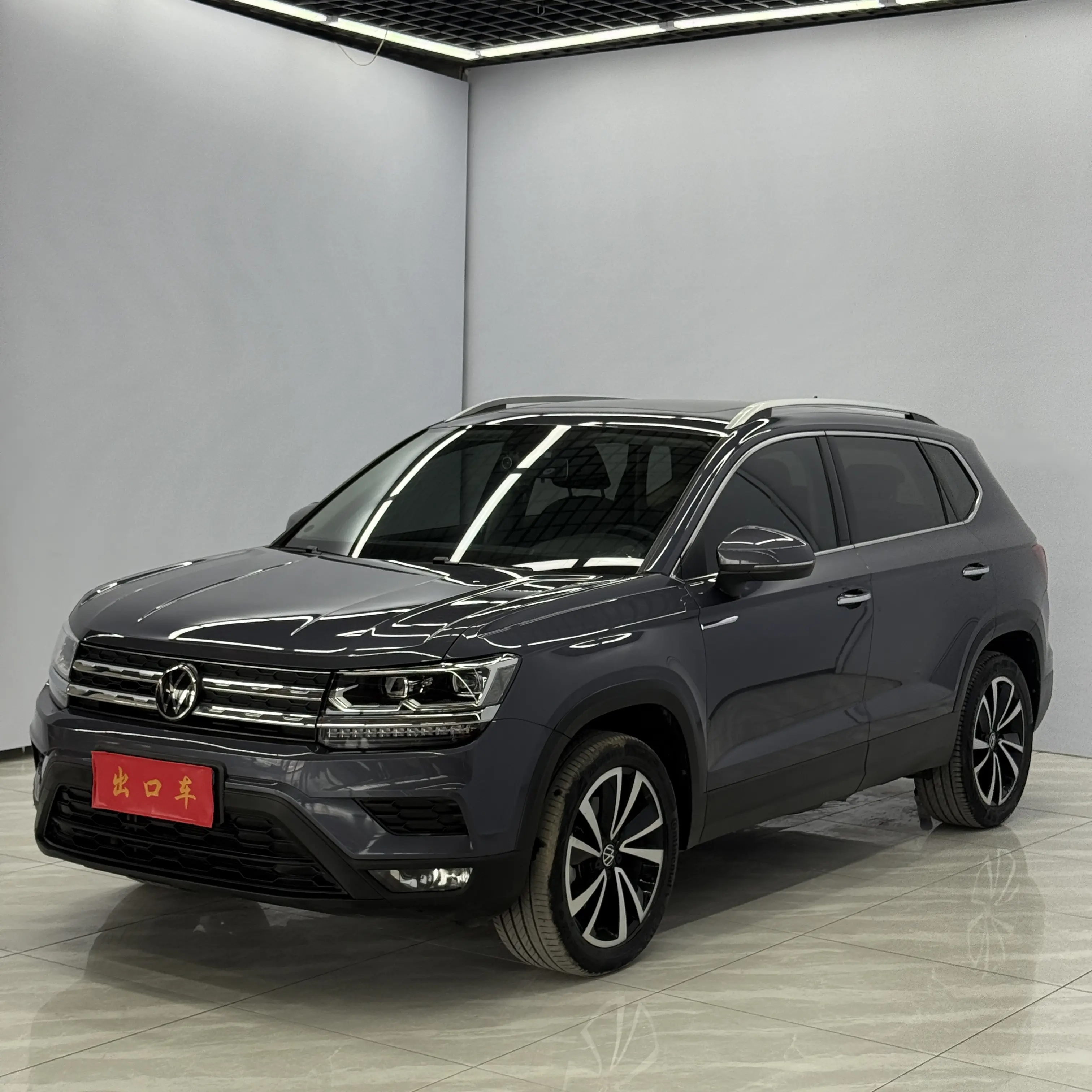 Volkswagen Tharu