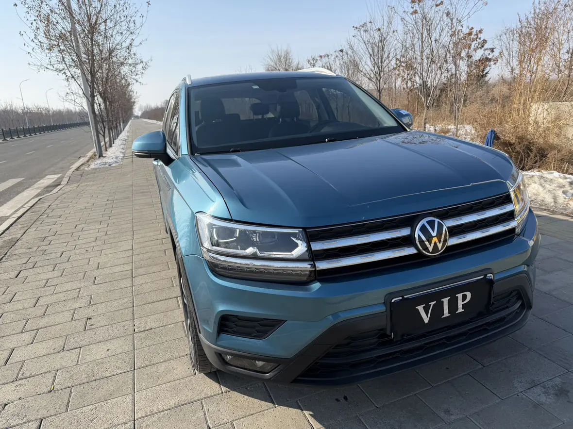 Volkswagen Tharu