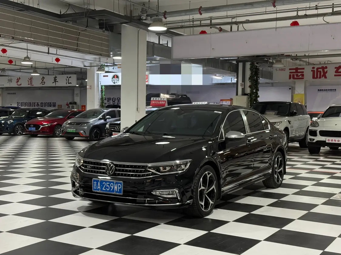 Volkswagen Magotan