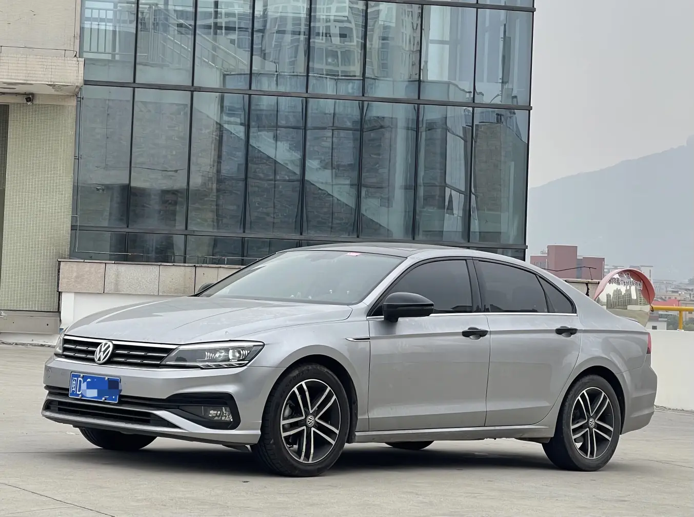 Volkswagen Lamando