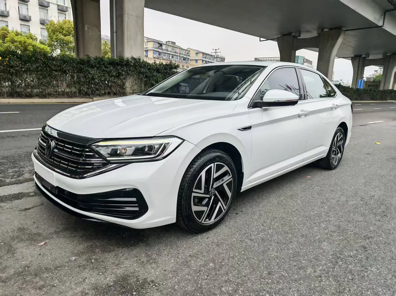 Volkswagen Sagitar