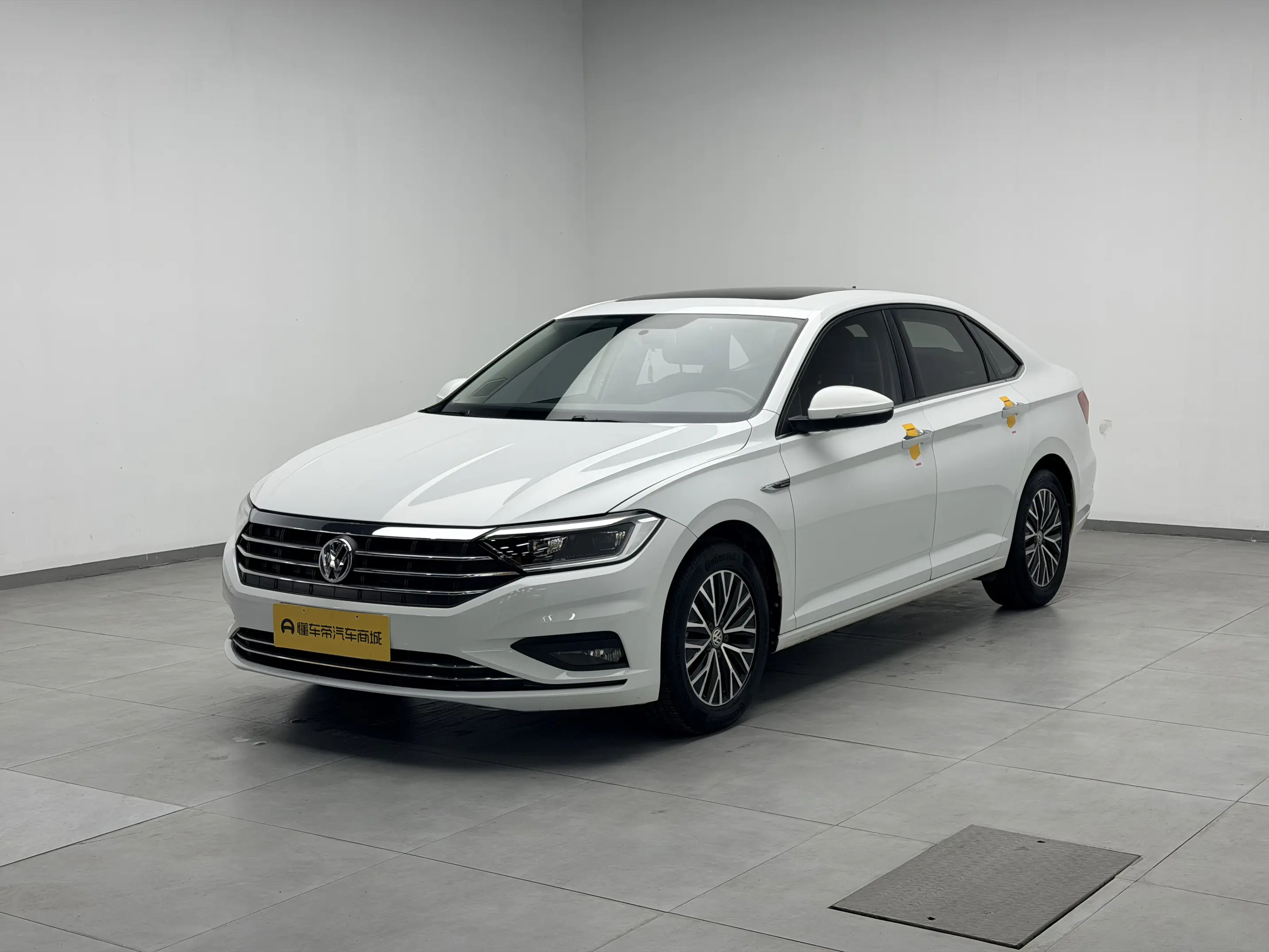 Volkswagen Sagitar