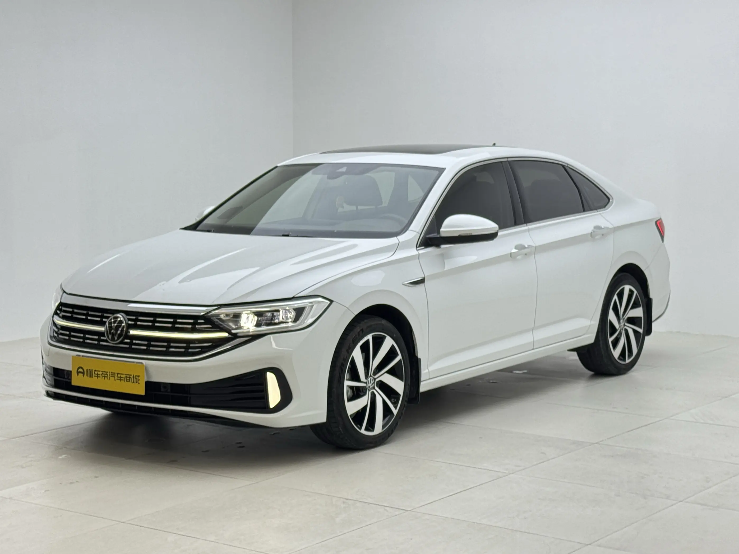 Volkswagen Sagitar