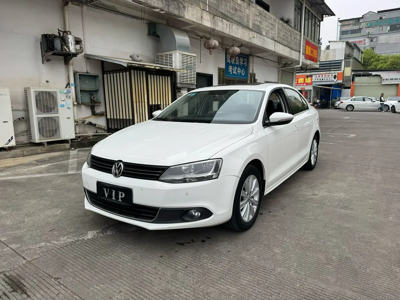 Volkswagen Sagitar