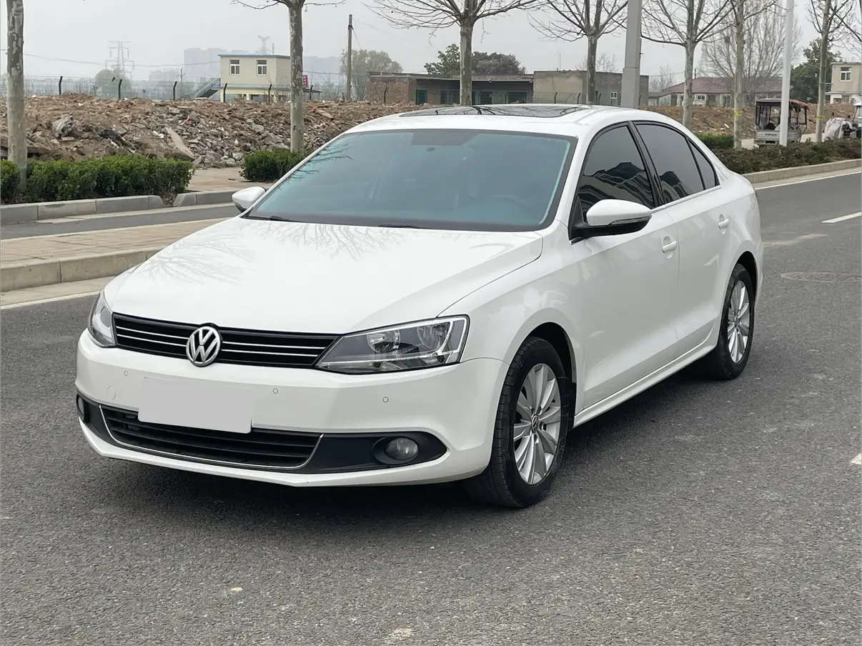 Volkswagen Sagitar