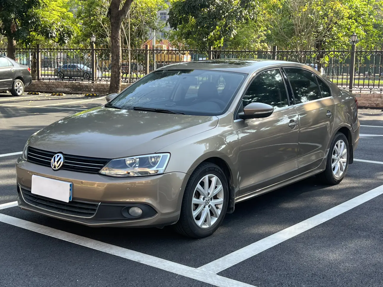 Volkswagen Sagitar
