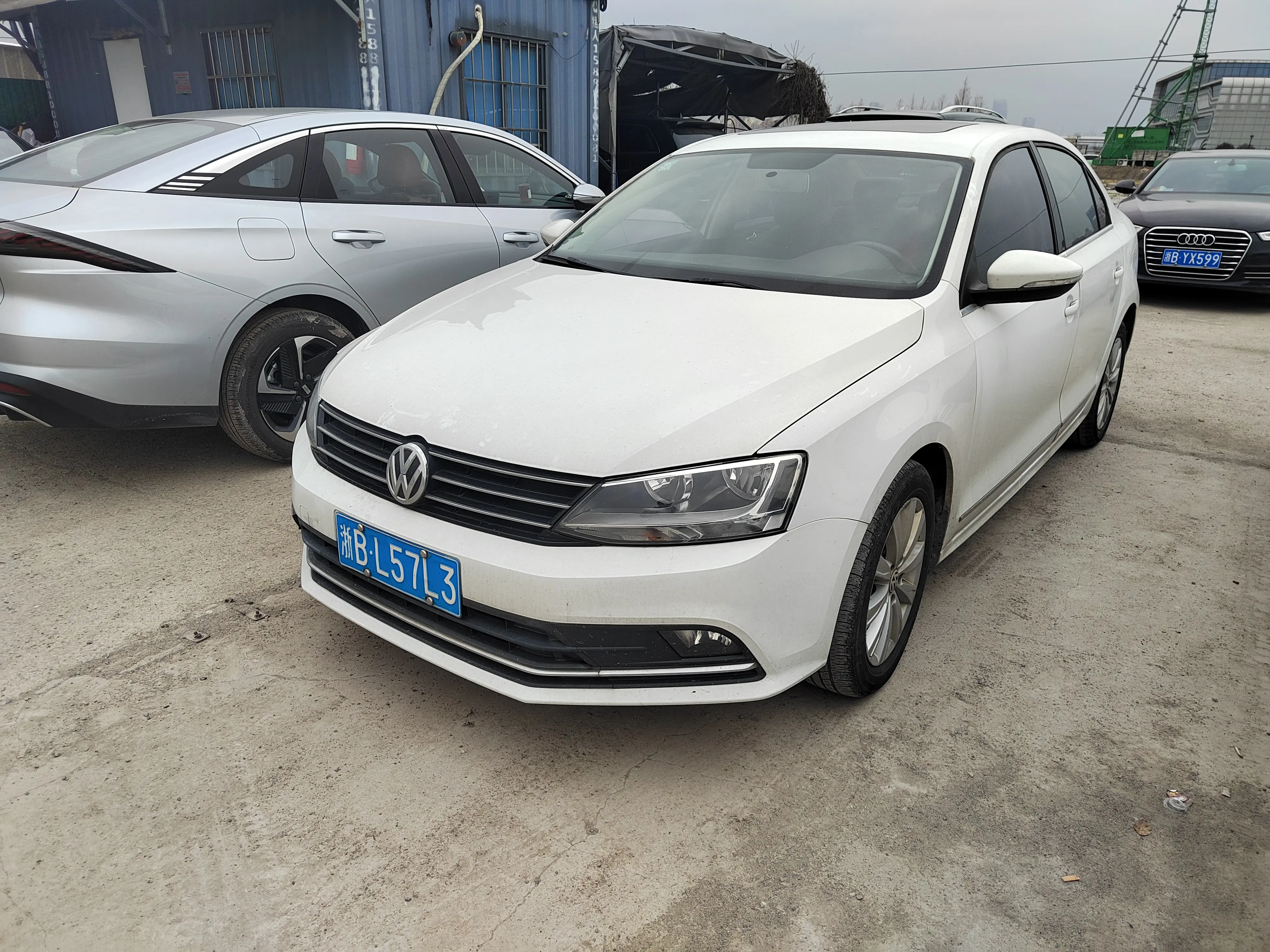 Volkswagen Sagitar
