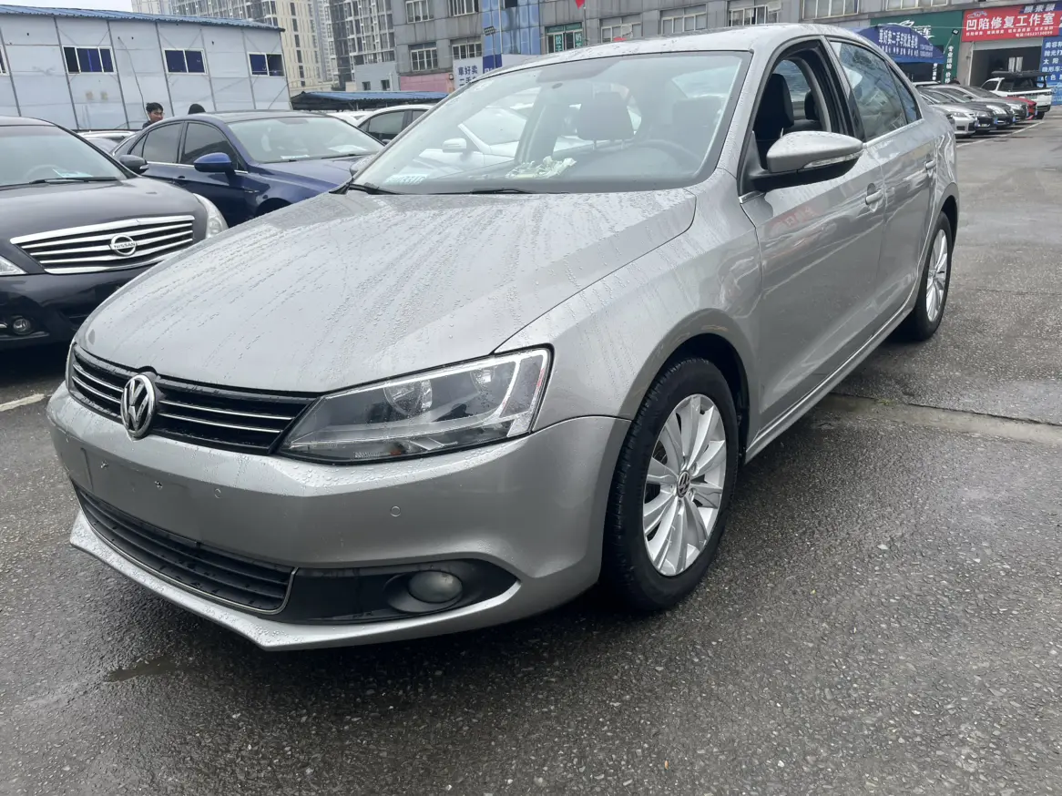 Volkswagen Sagitar