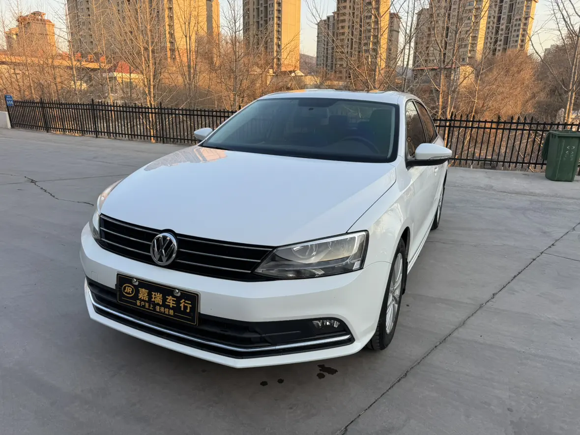 Volkswagen Sagitar