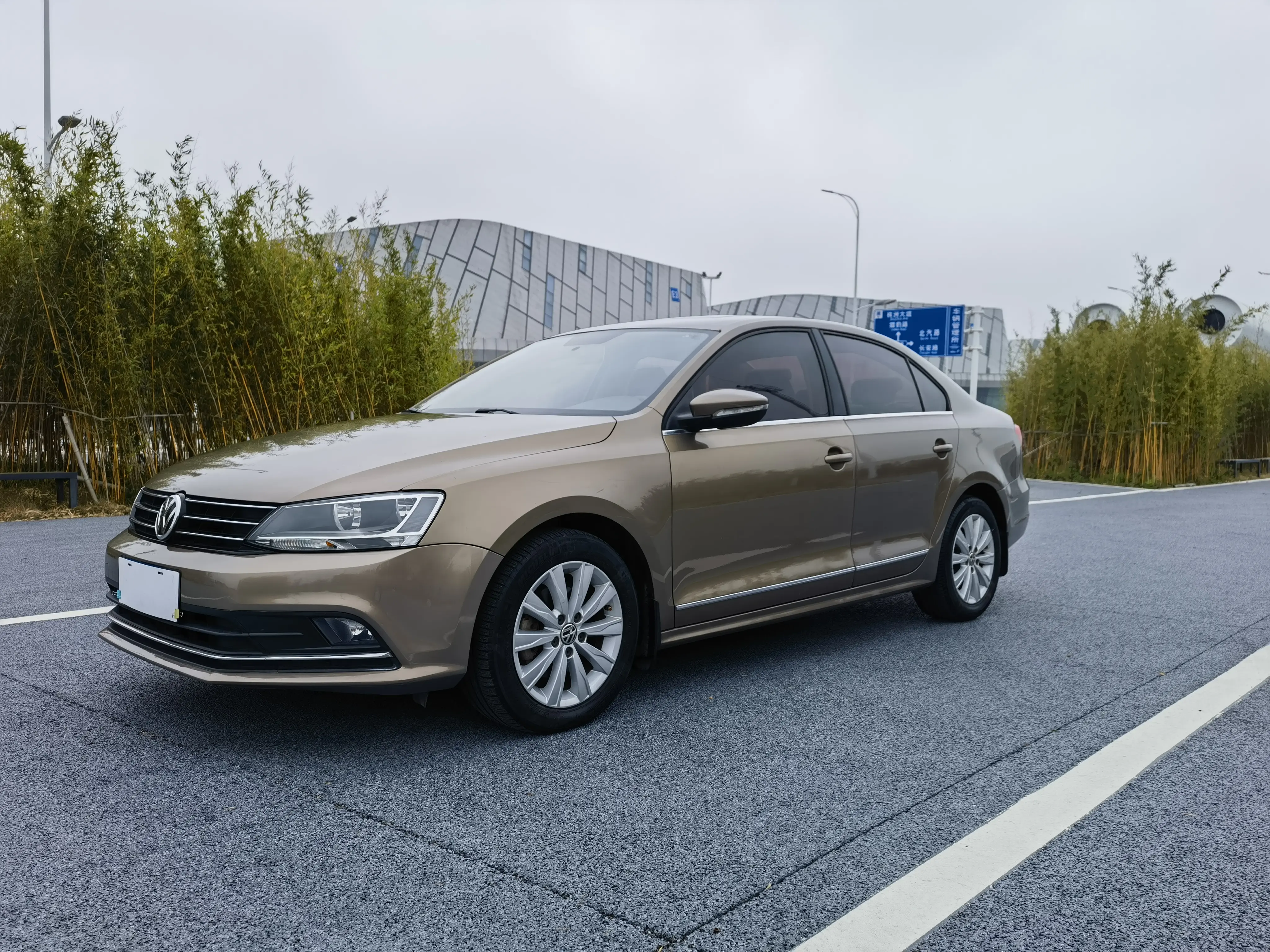 Volkswagen Sagitar