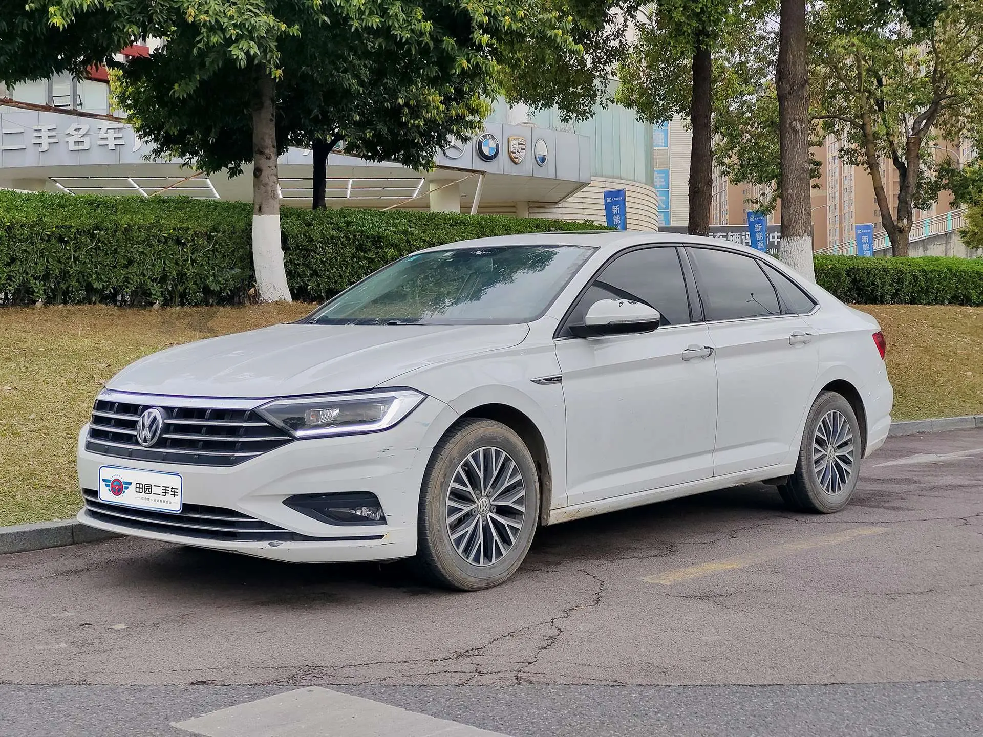 Volkswagen Sagitar