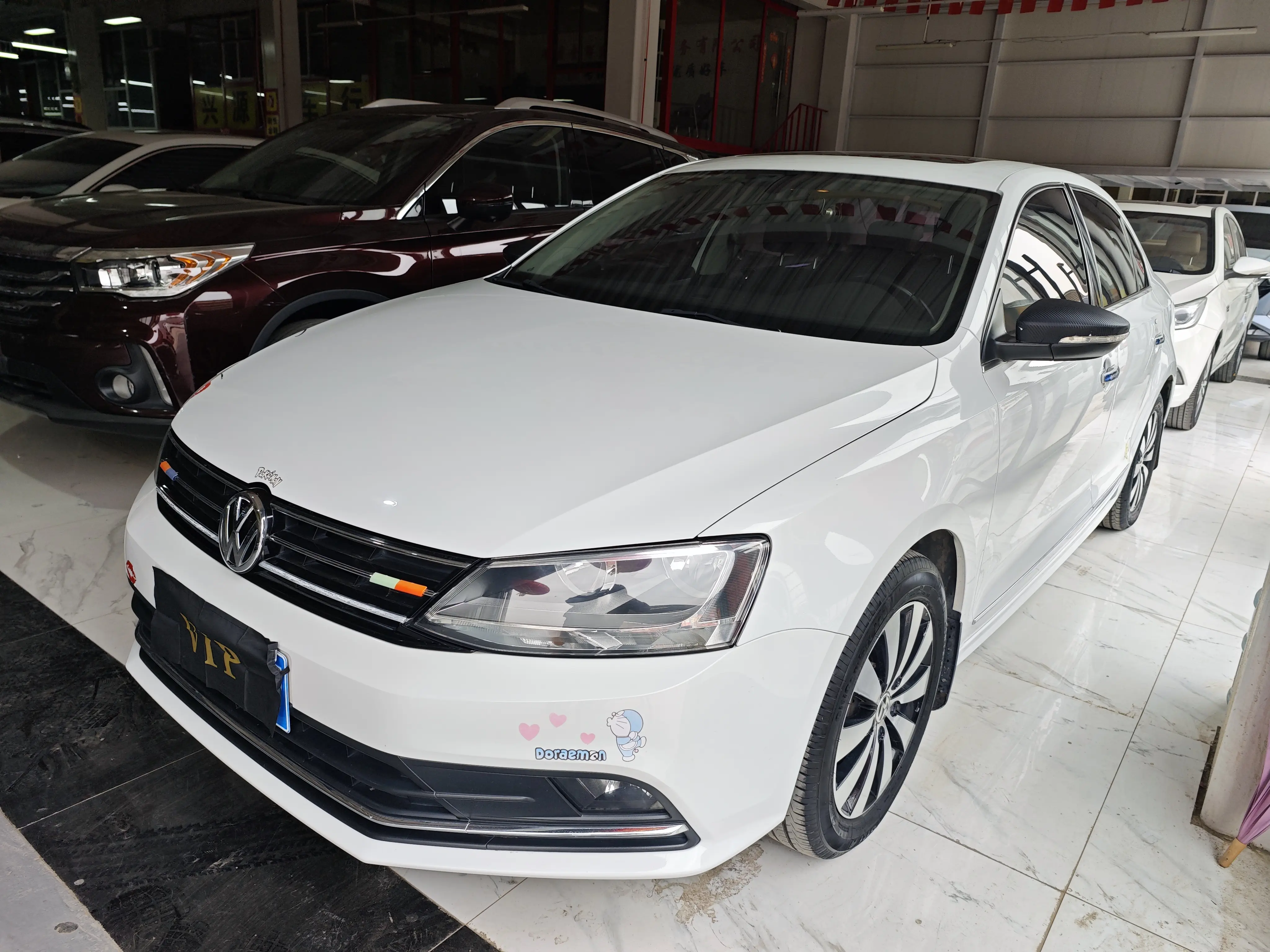 Volkswagen Sagitar  из Китая