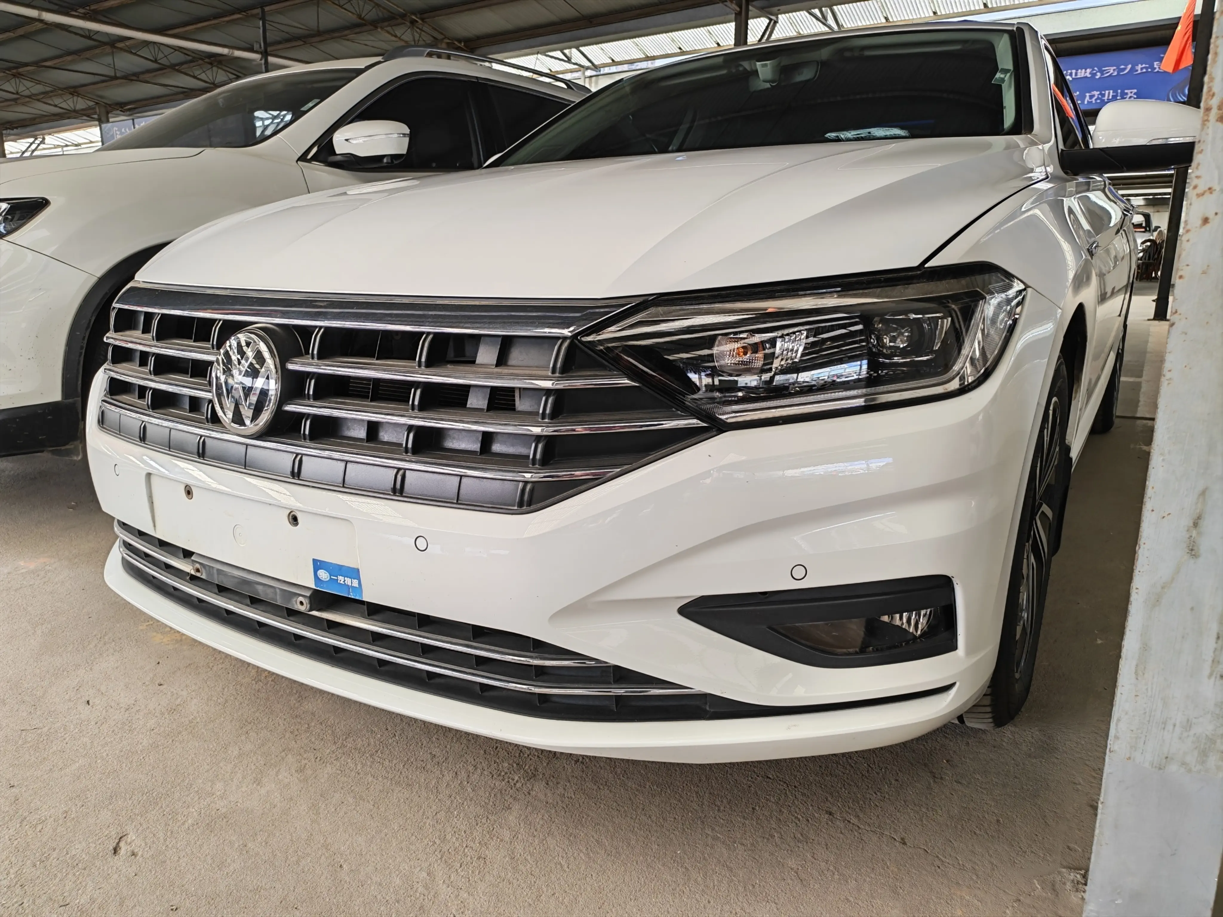 Volkswagen Sagitar